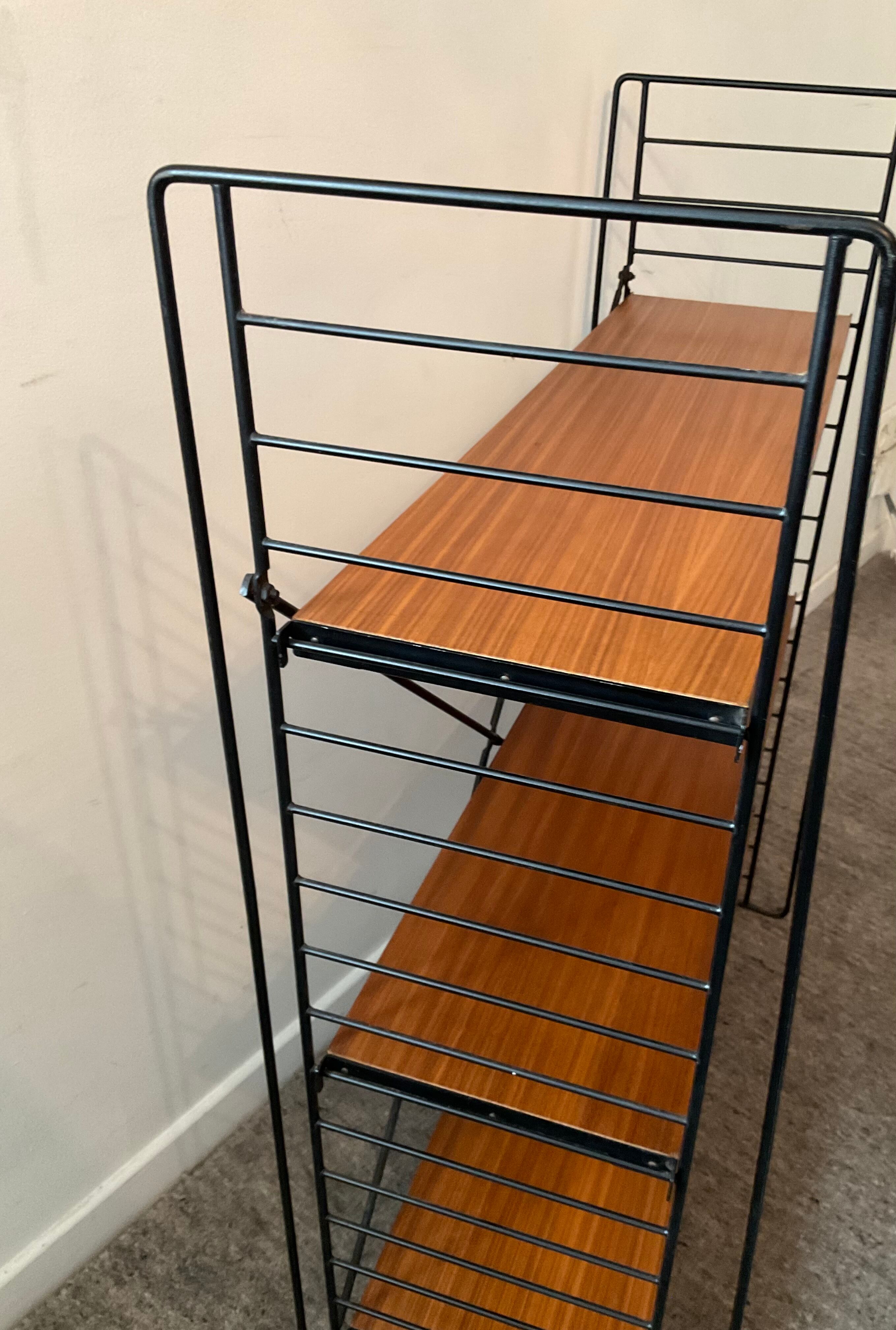 Tomado D.Dekker shelf from the 50s-60s