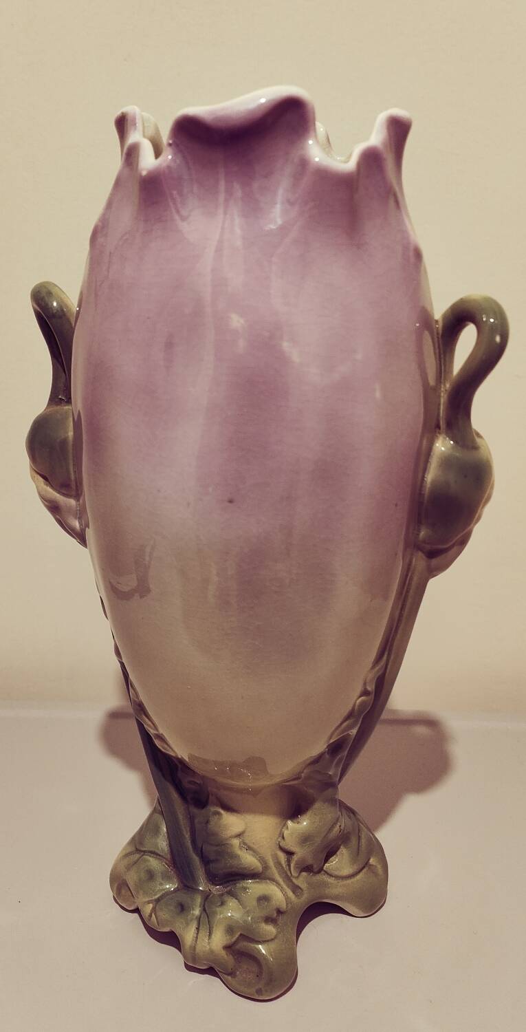 Art Nouveau vase in Lunéville earthenware