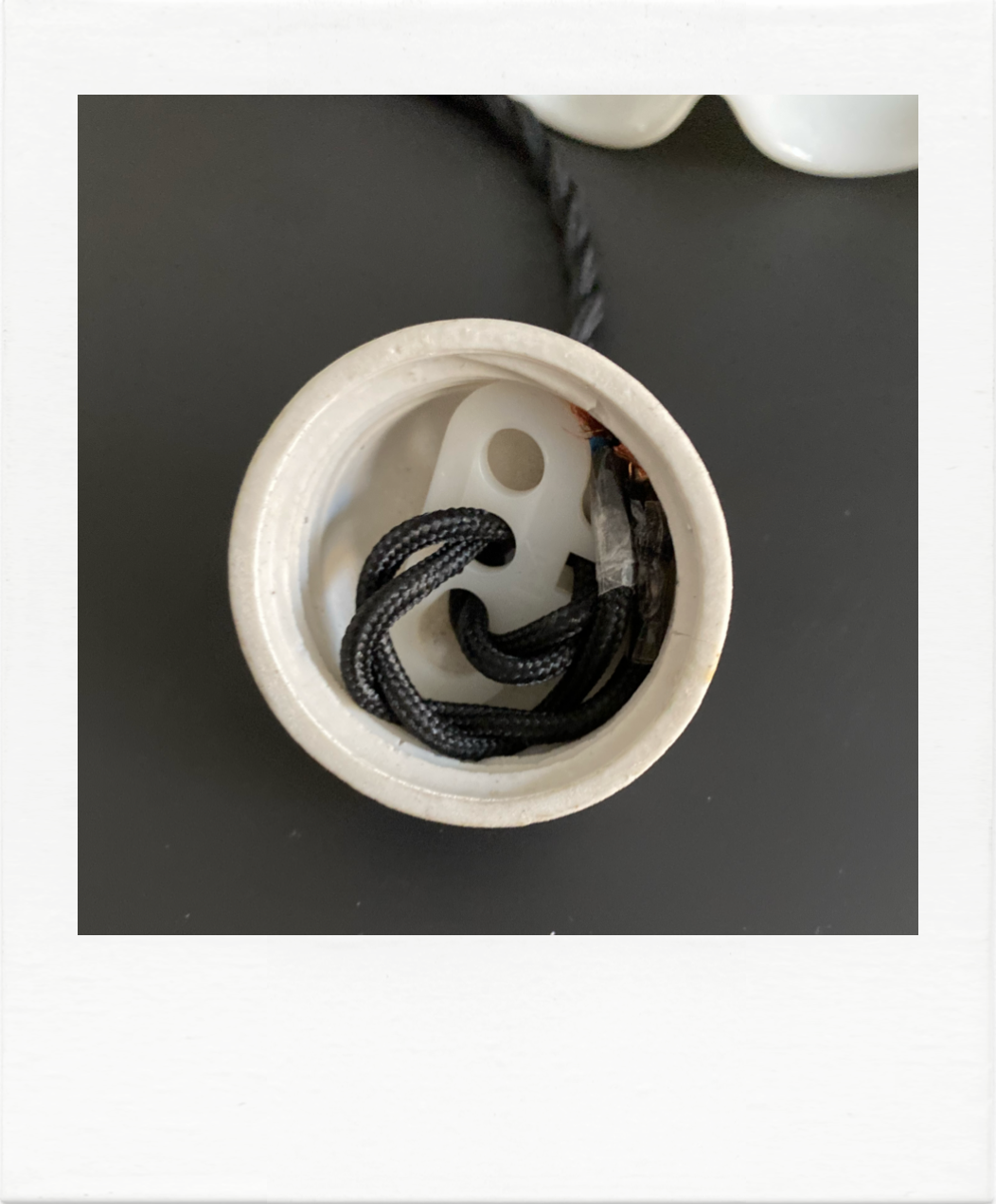 Porcelain pendant lamp