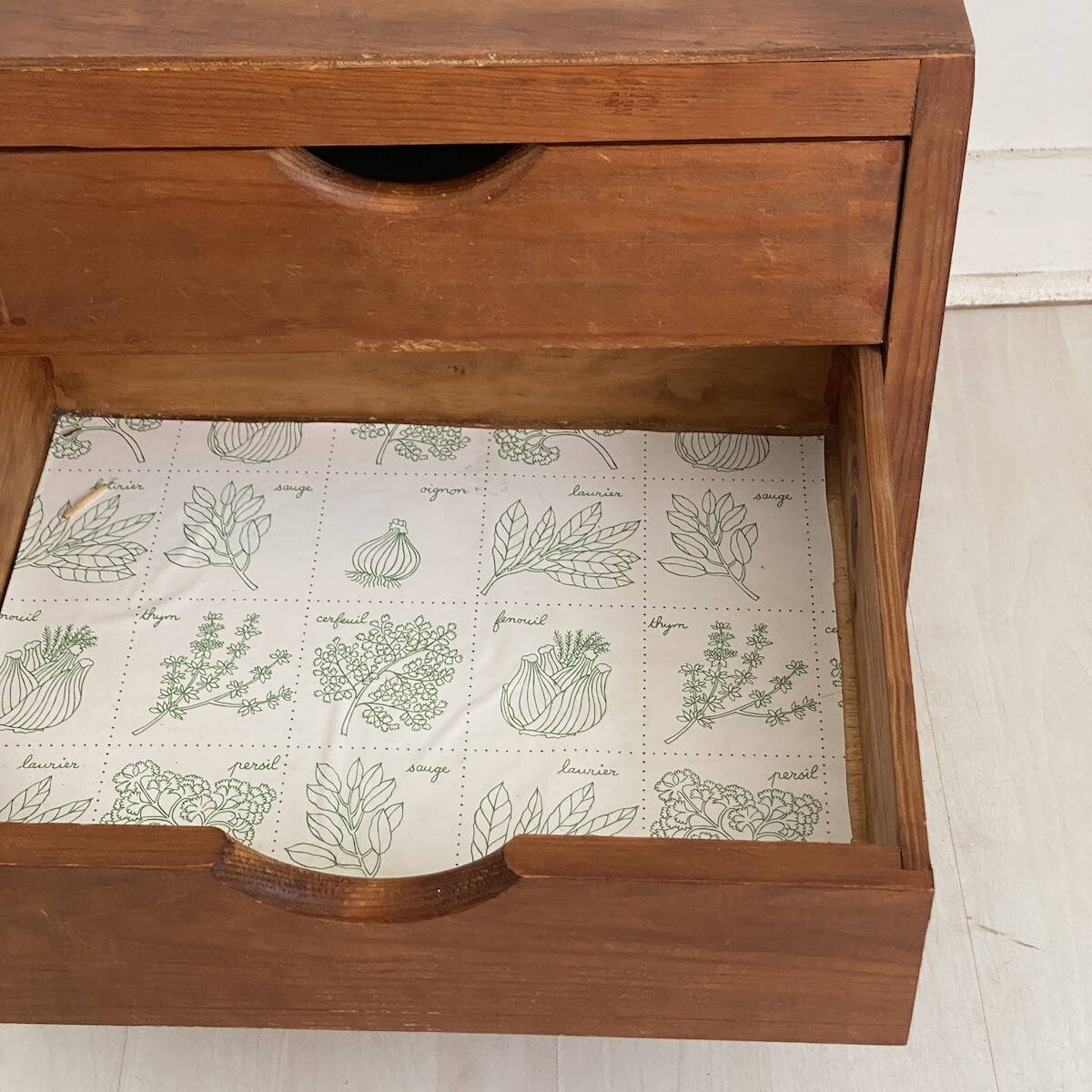 Small drawer unit