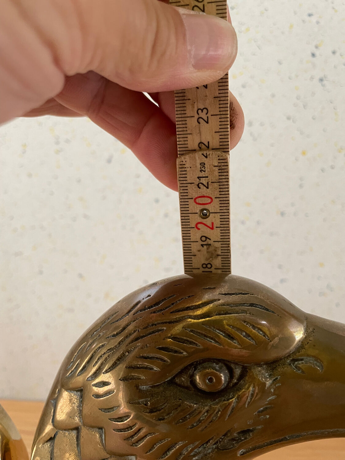 Greenhouse delivered with eagle's head