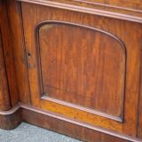 Antique mahogany wood furniture, English counter furniture, English servant, buffet furniture