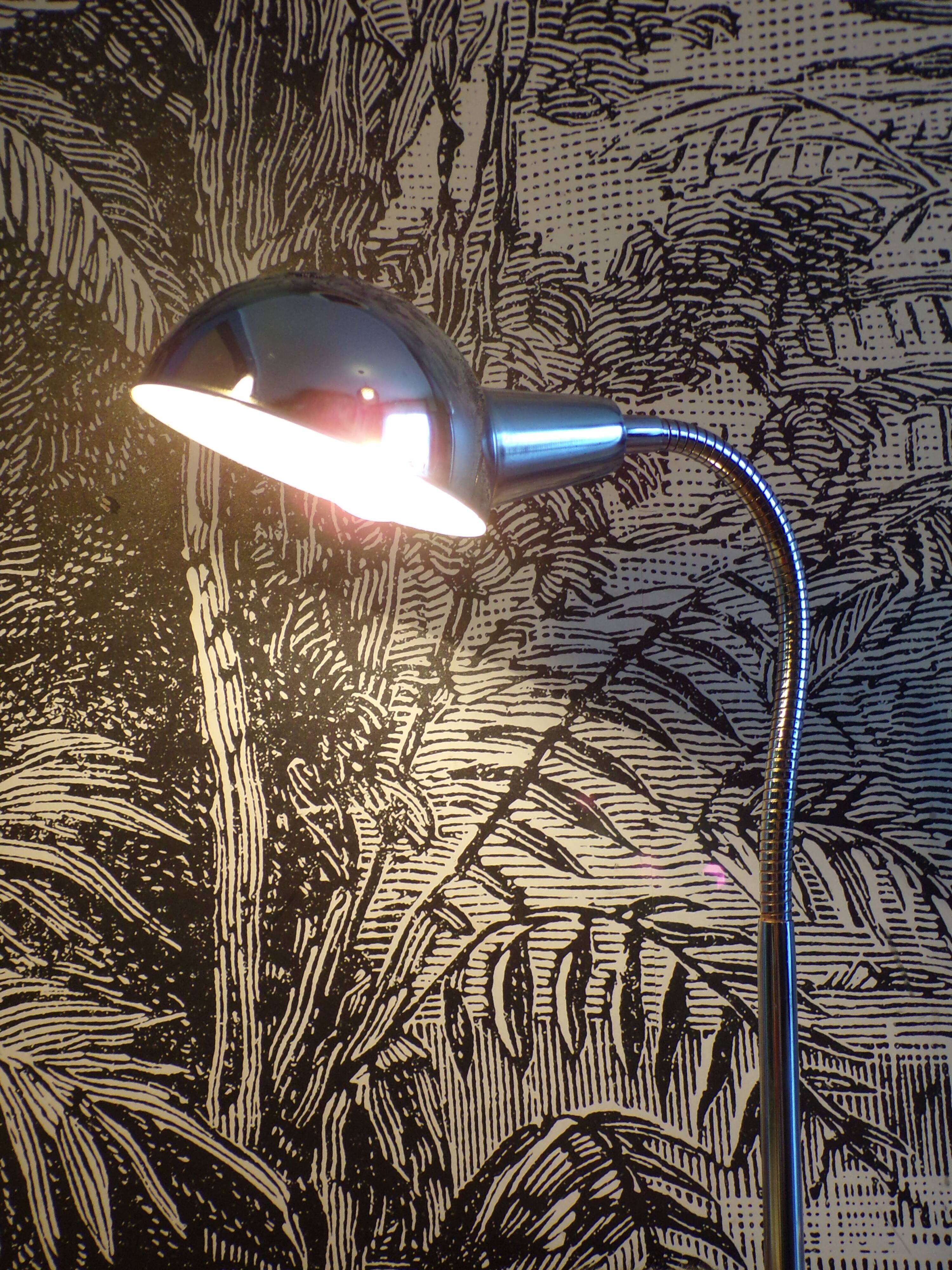 Articulated Elau workshop lamp