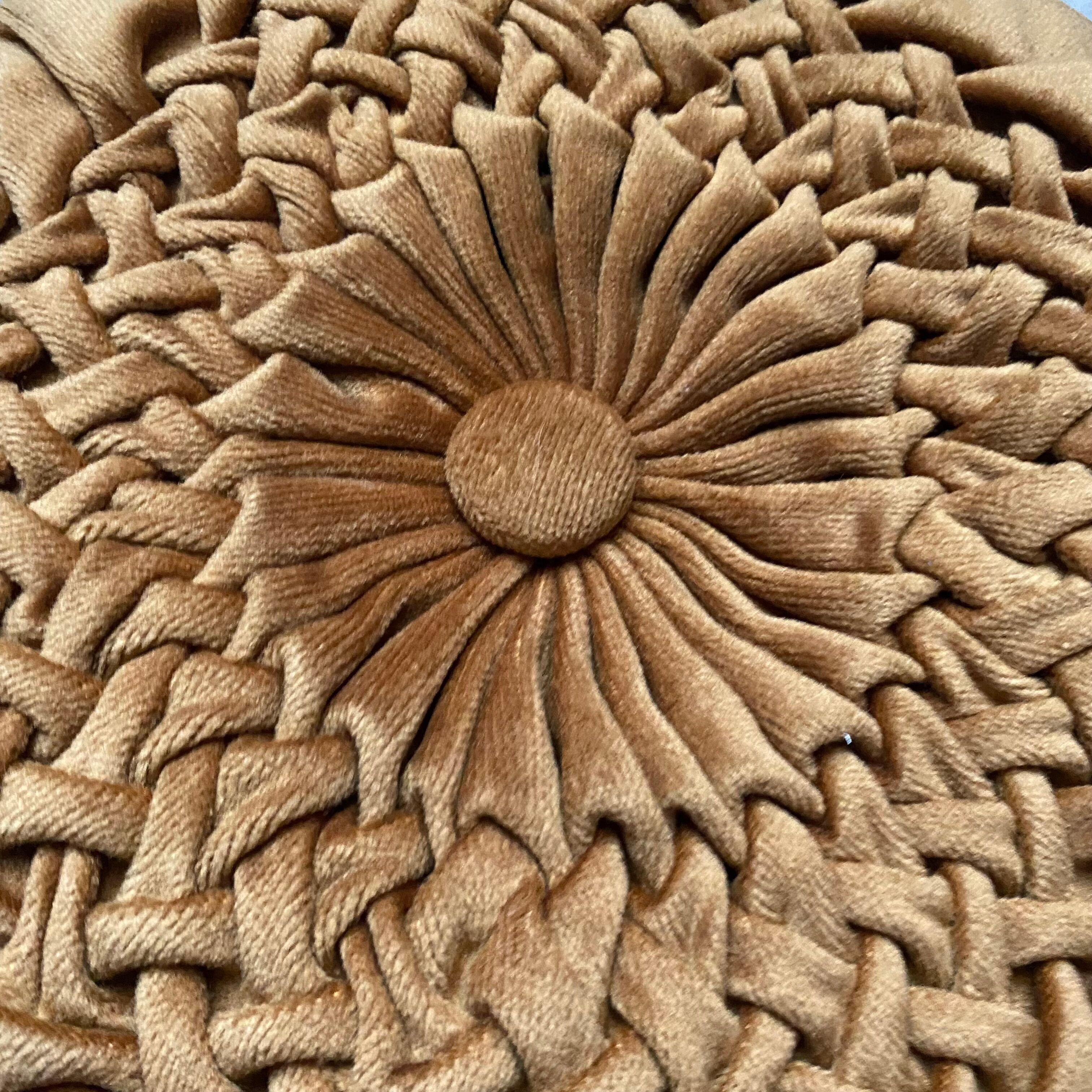 Vintage round cushion in pleated velvet