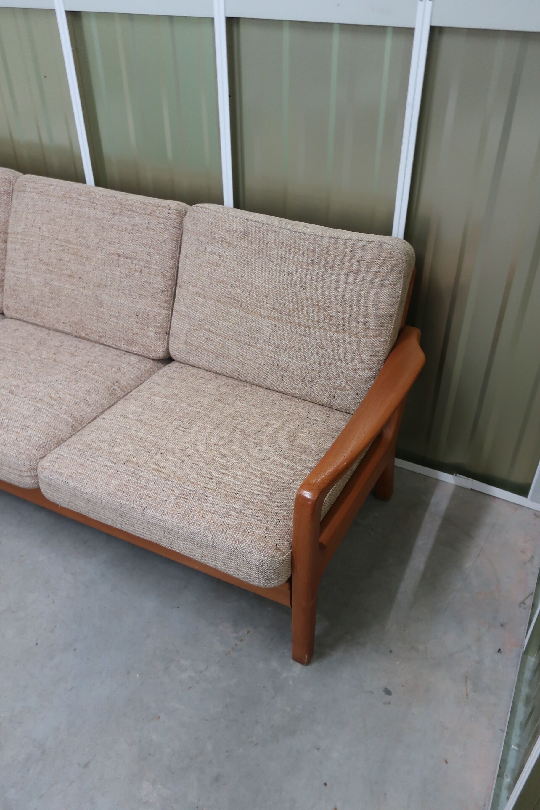 Juul Kristensen 60s daybed sofa in teak
