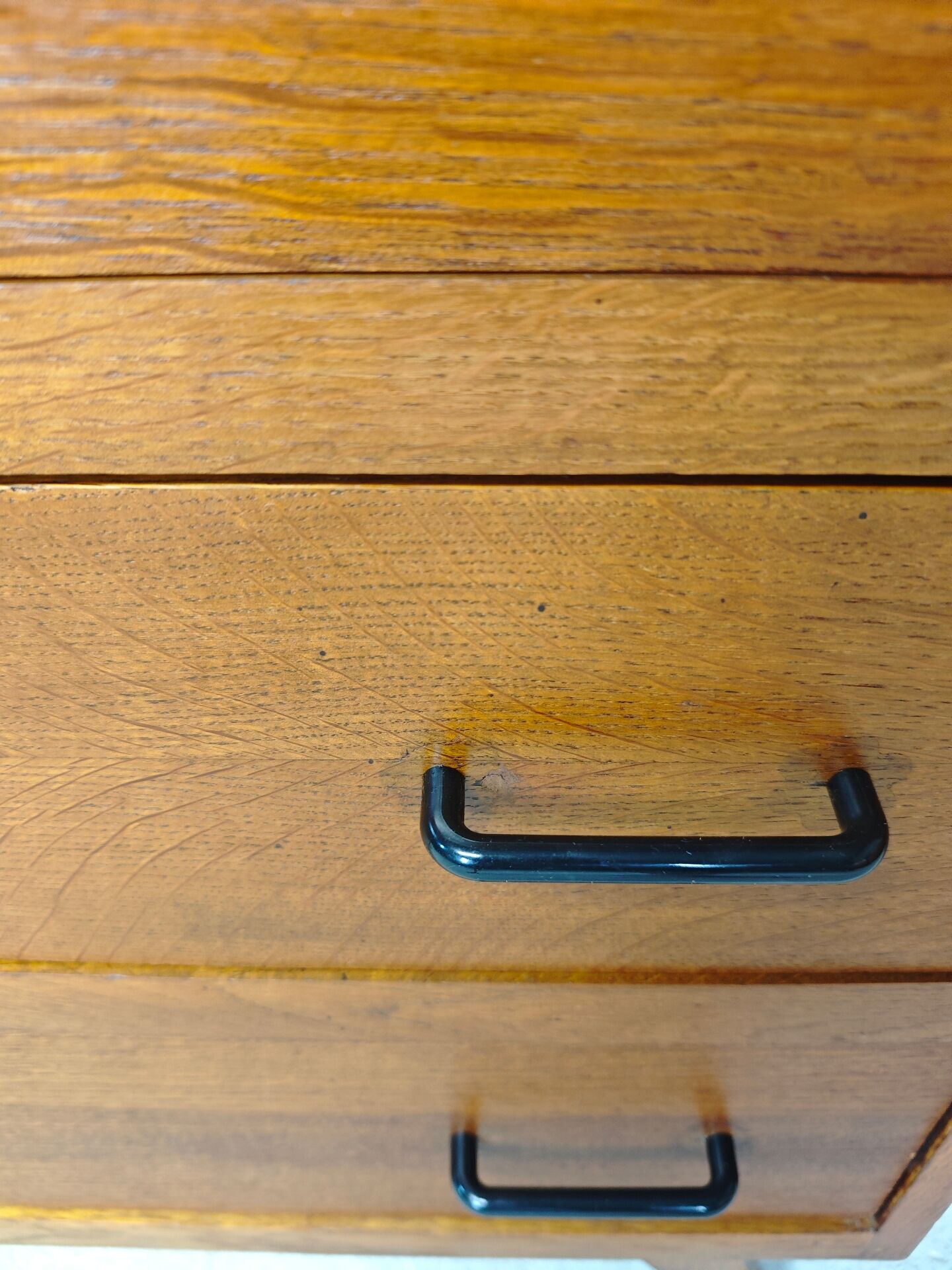 Vintage chest of drawers