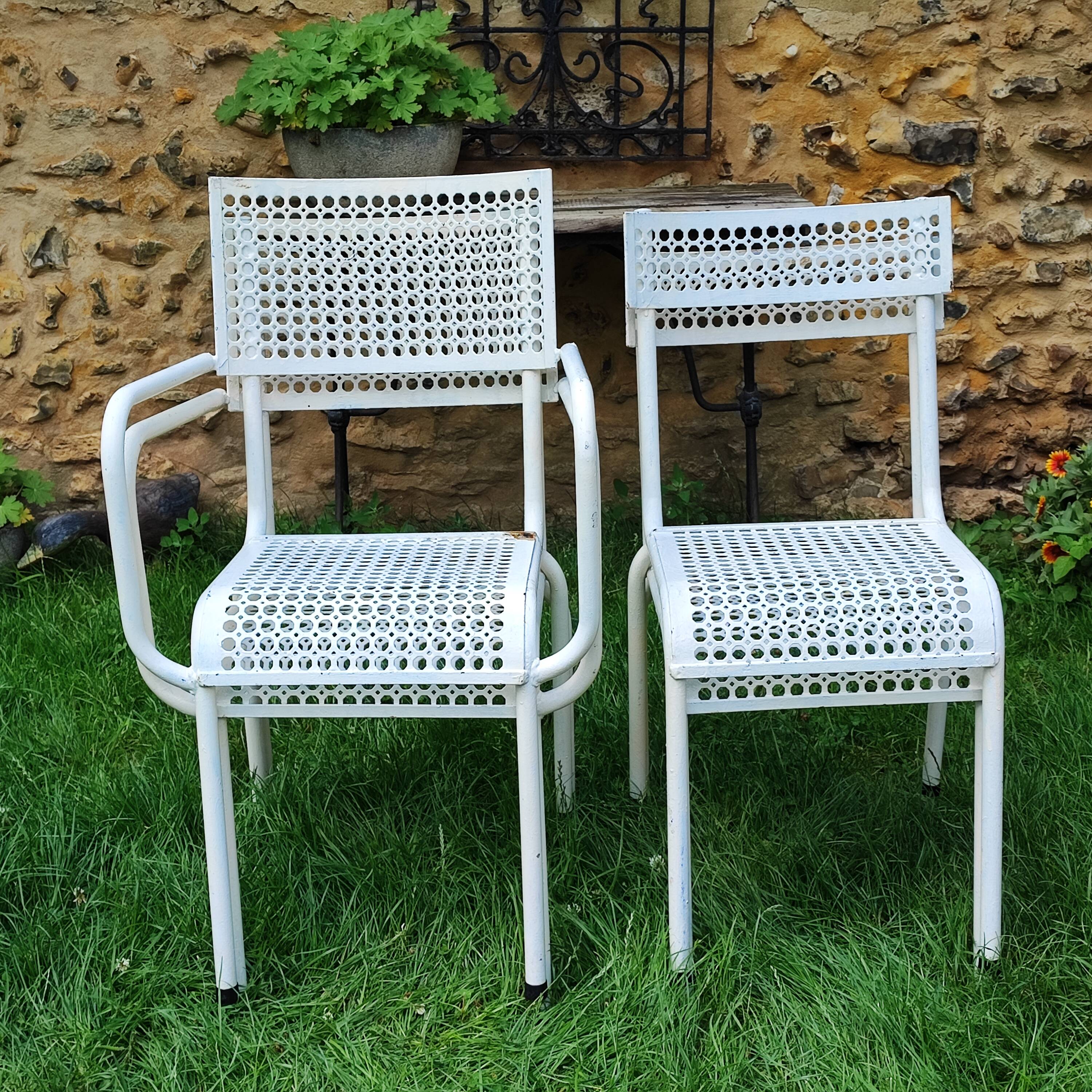 Armchairs and garden chairs 50/60s
