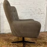 Swivel armchair in velvet fabric and metal