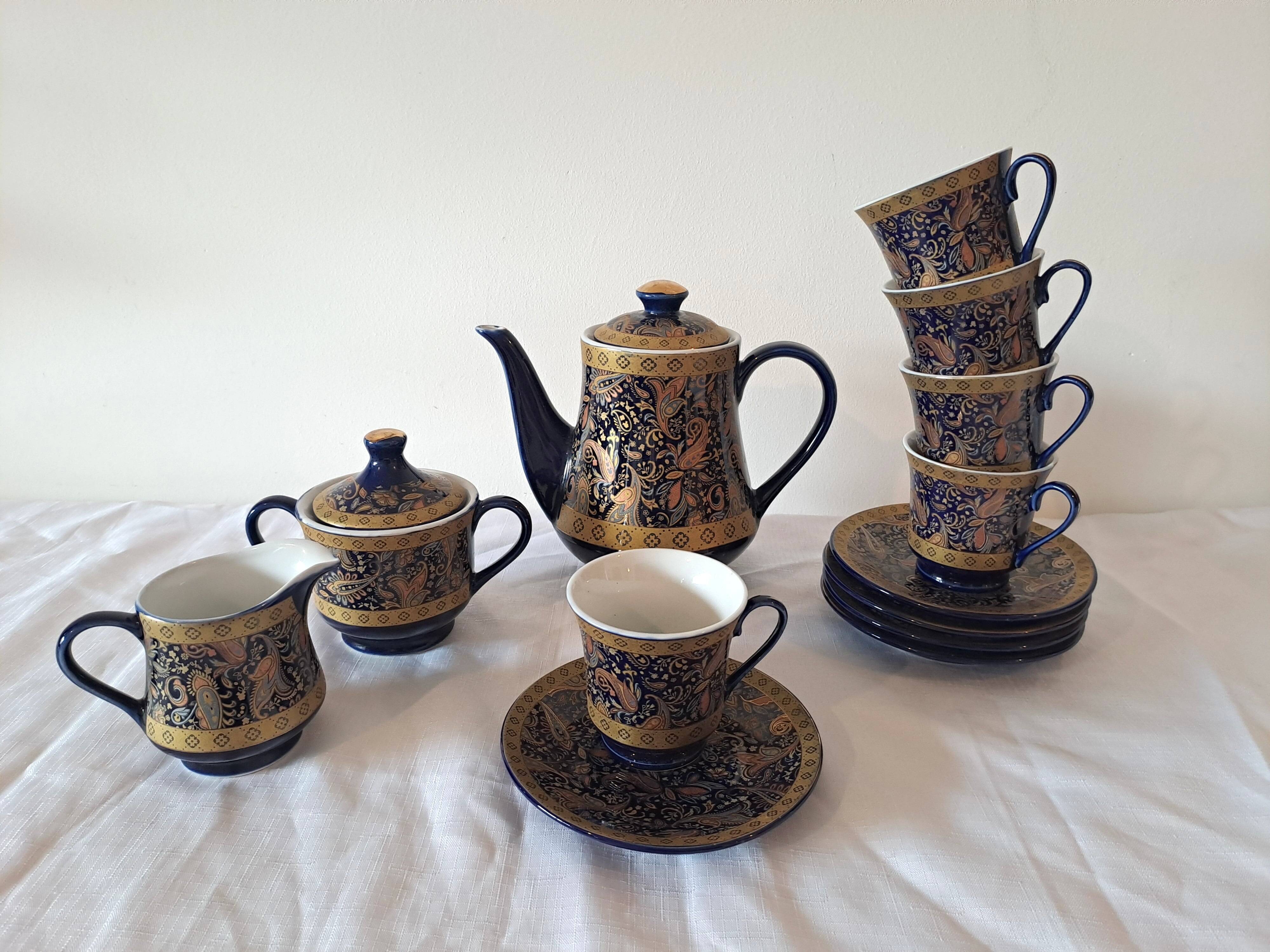 Service à café vintage D&S France – porcelaine bleue et or – 13 pièces