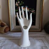 Vintage hand-shaped soliflore ring sizer