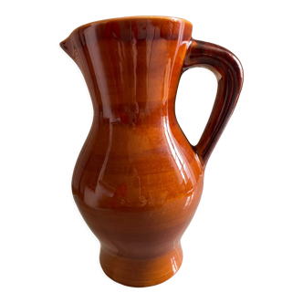 Saint-Clement pitcher