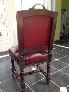 Chaises cuir