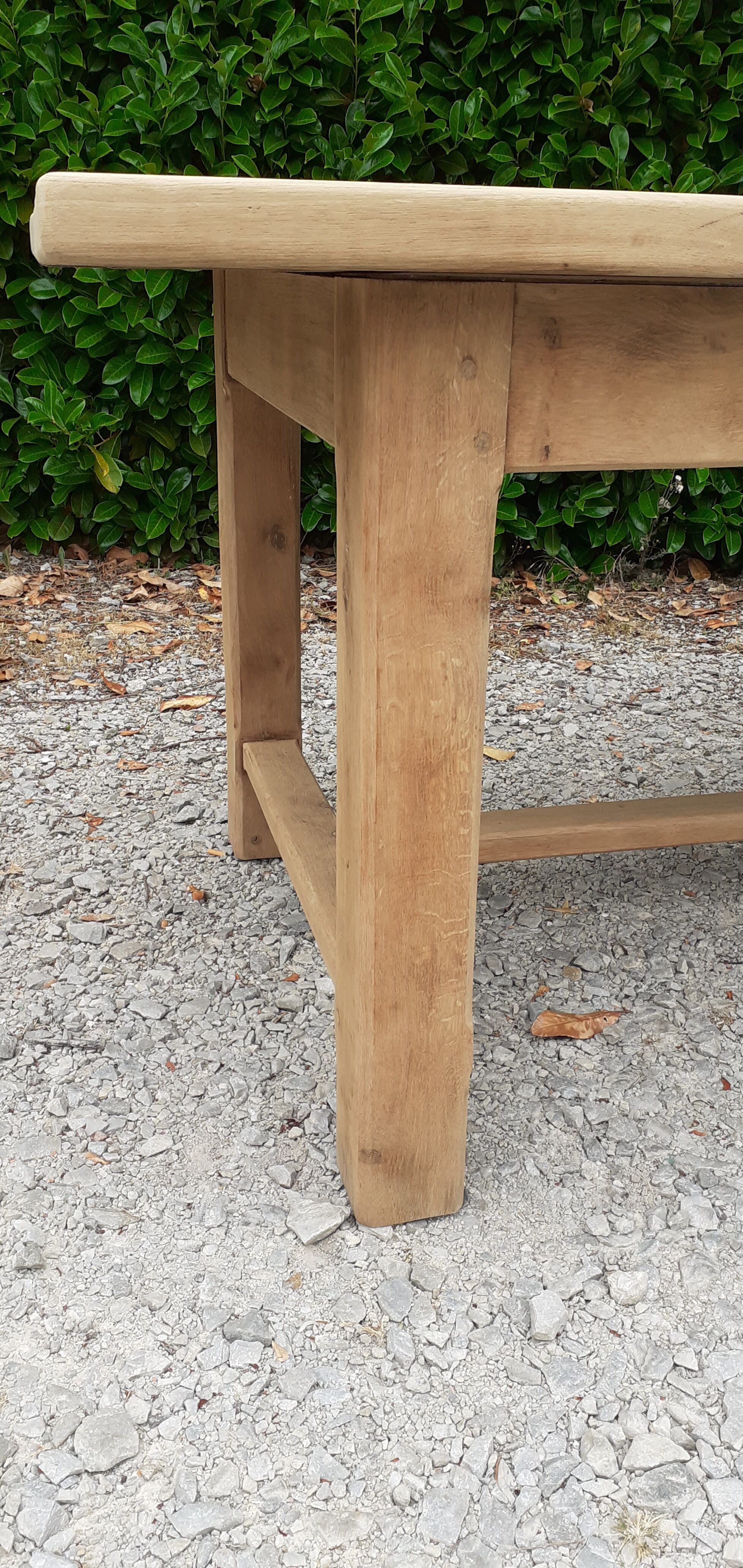 Farm table in solid oak raw wood