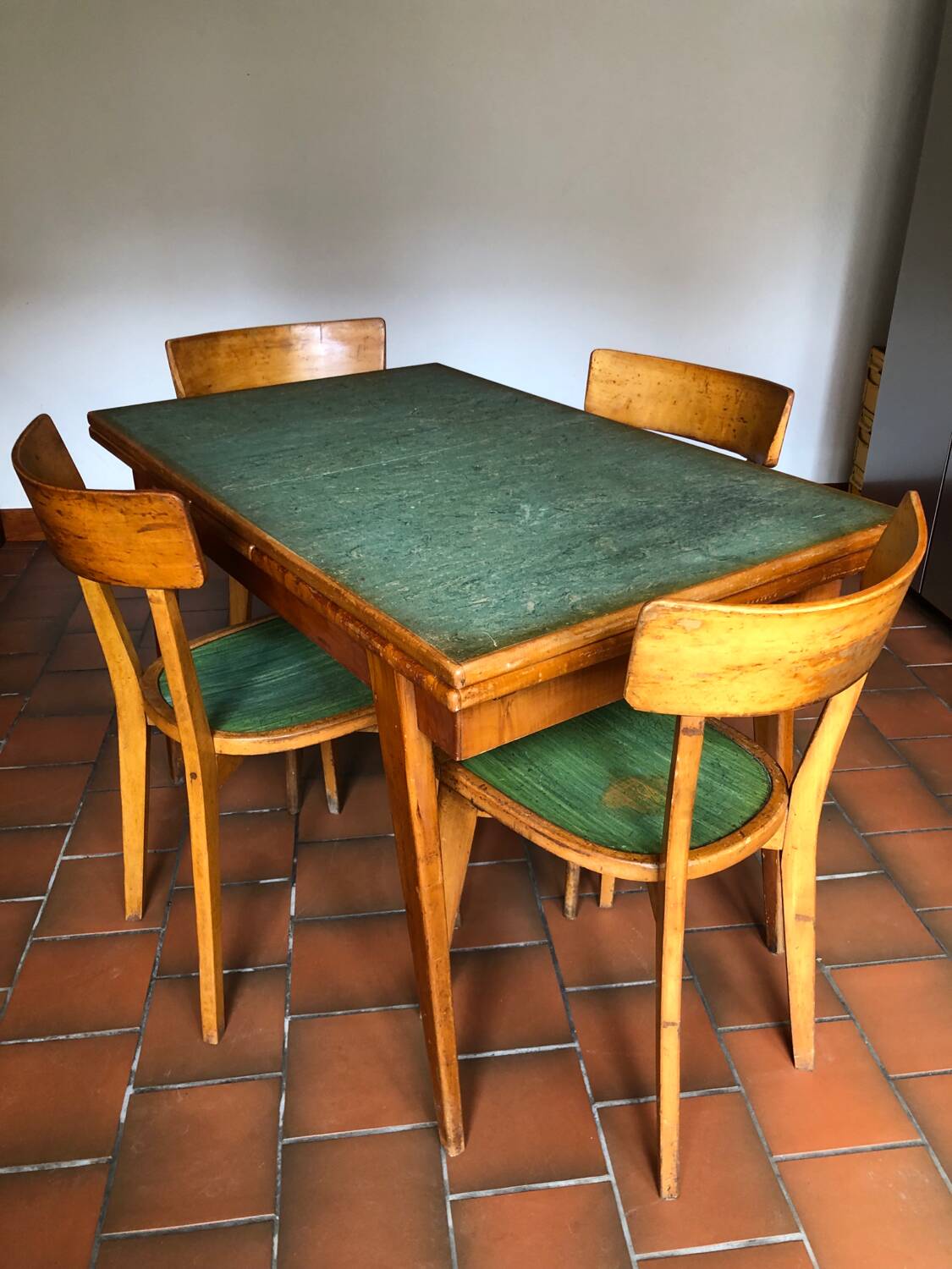 Table et chaises scandinave vintage