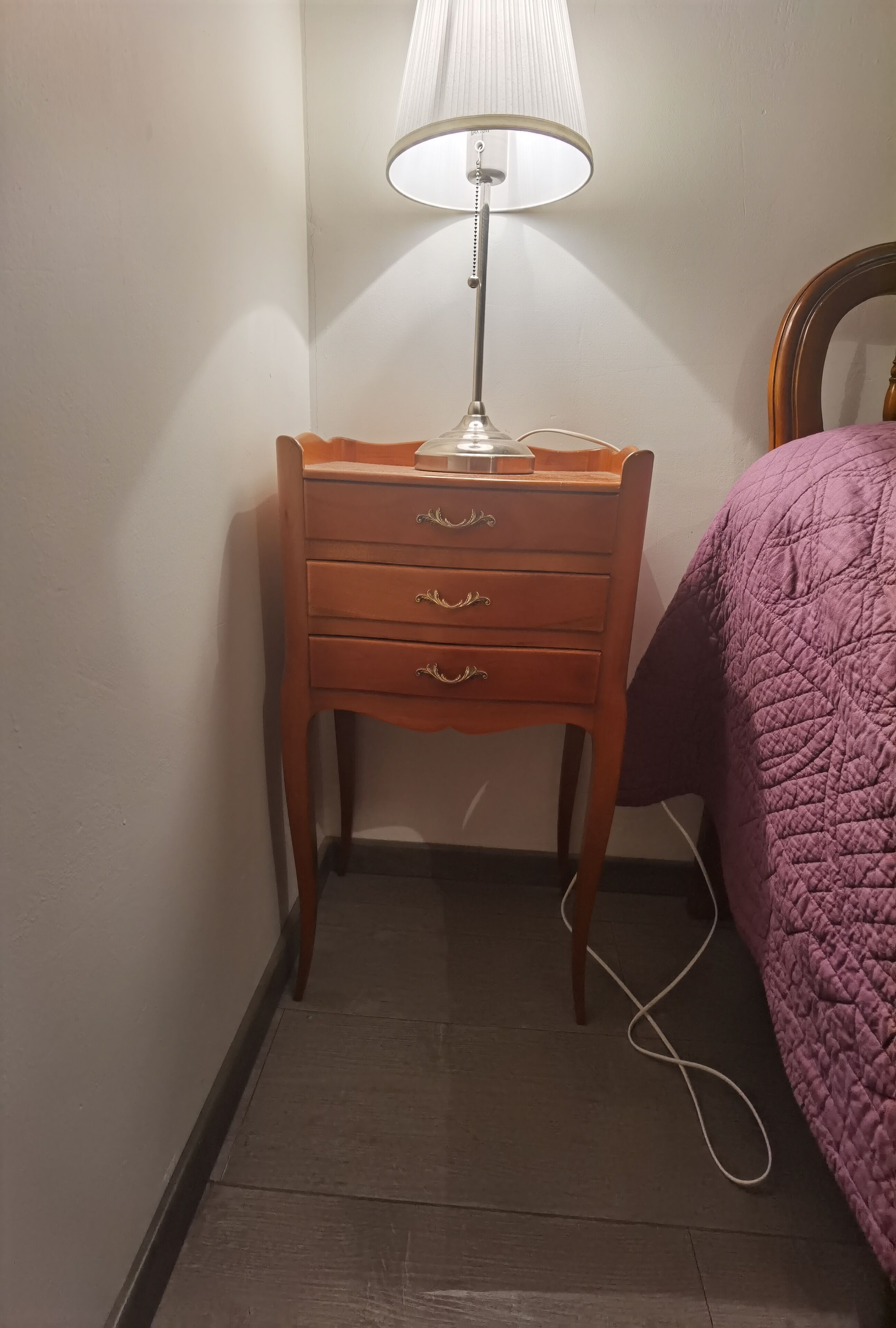 Bedside table XV solid wood mahogany