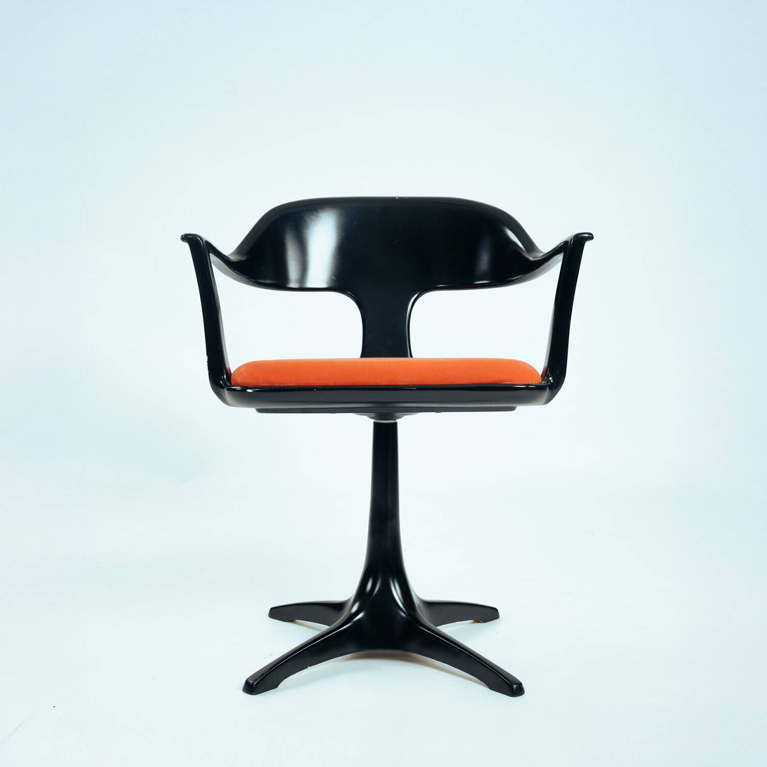 Chaises de salle à manger Konrad Schaefer de style futuriste pour Emu, années 1960