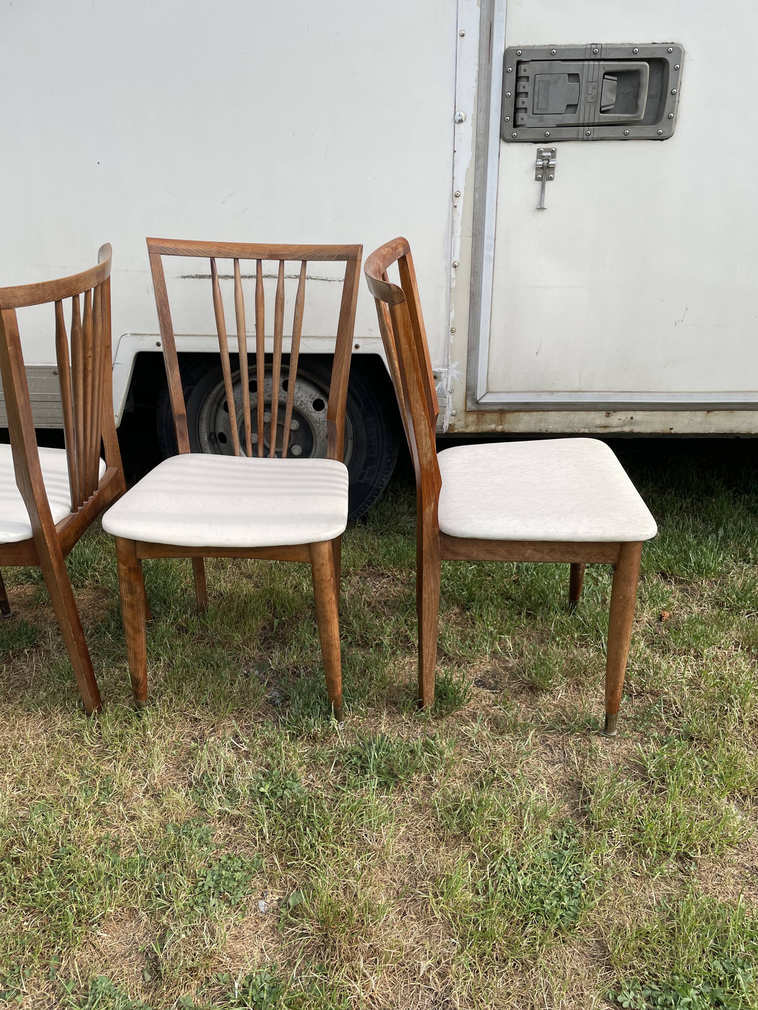 Set 4 chairs white vintage year 60