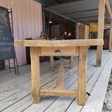 Oak table