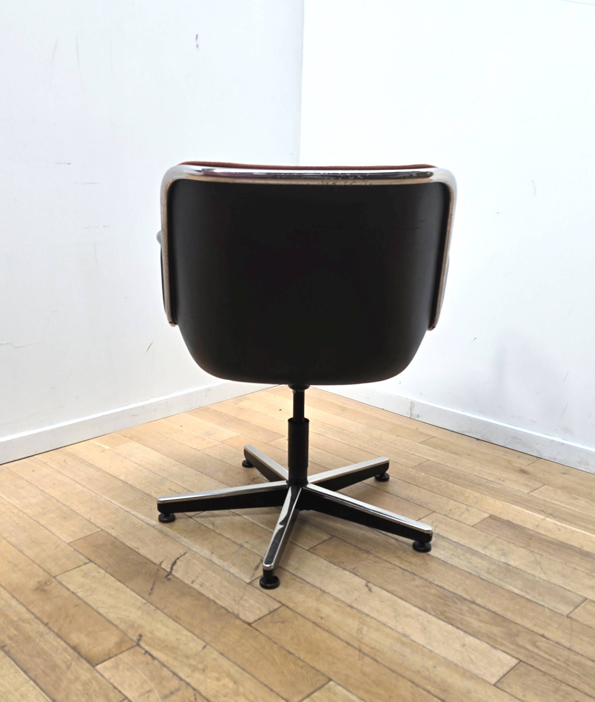 Charles Pollock office chair