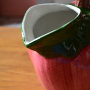 Carafe en barbotine italienne