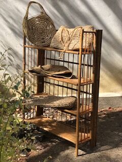 Etagere sur pied  en bambou refendu