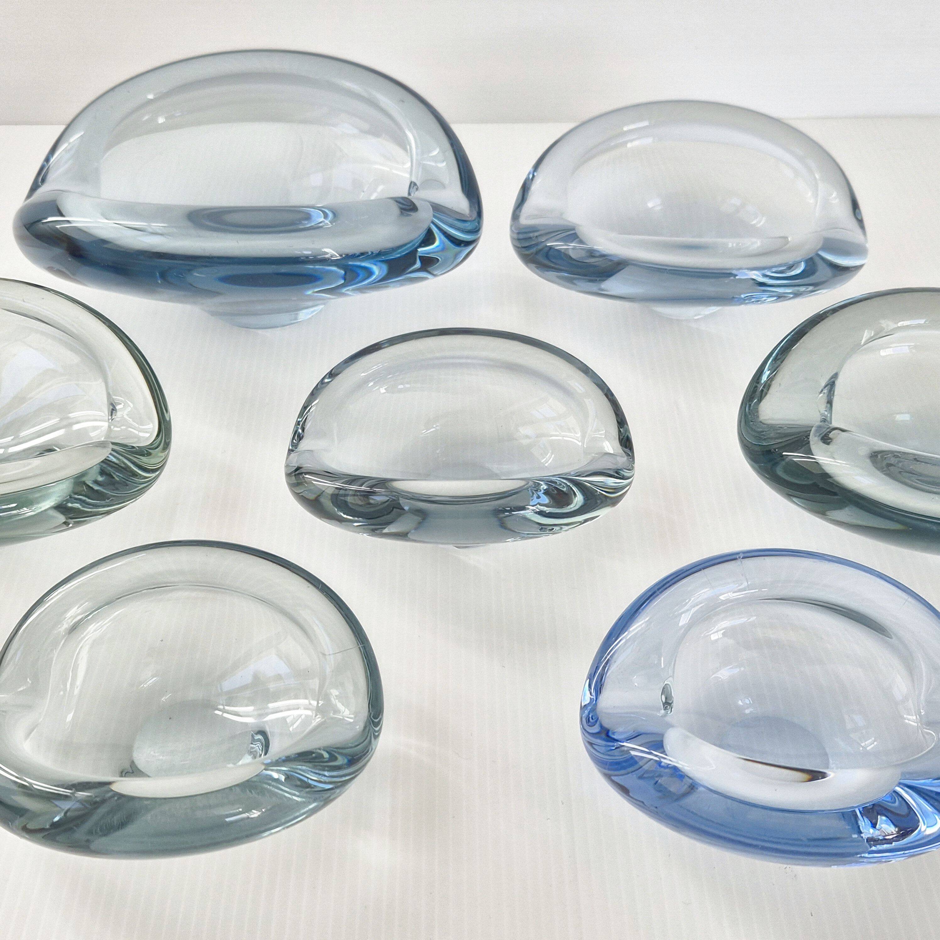 Set of 7 vintage Akva ashtrays by Per Lükten for Holmegaard 1950.