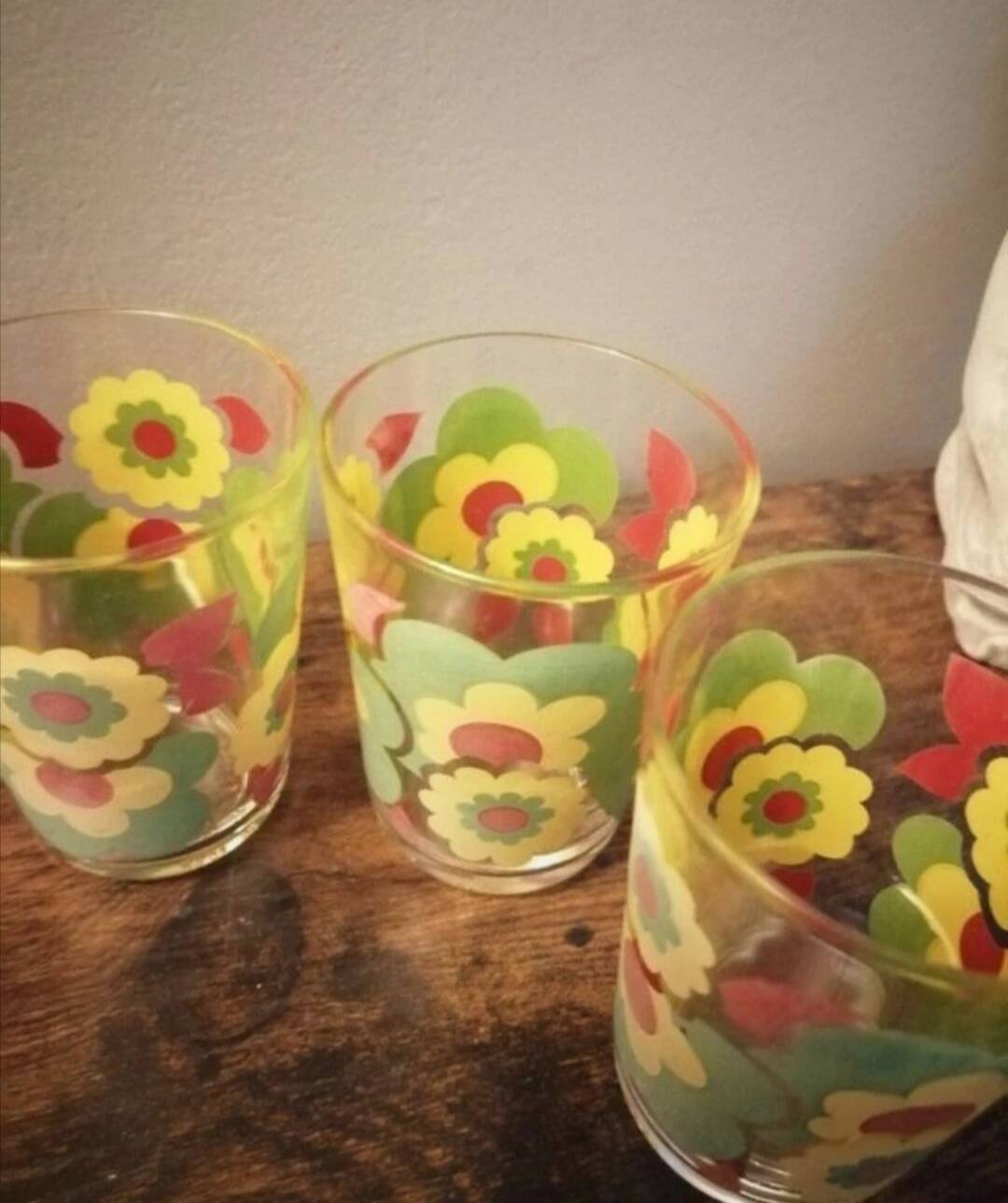 Arcopal lotus glasses