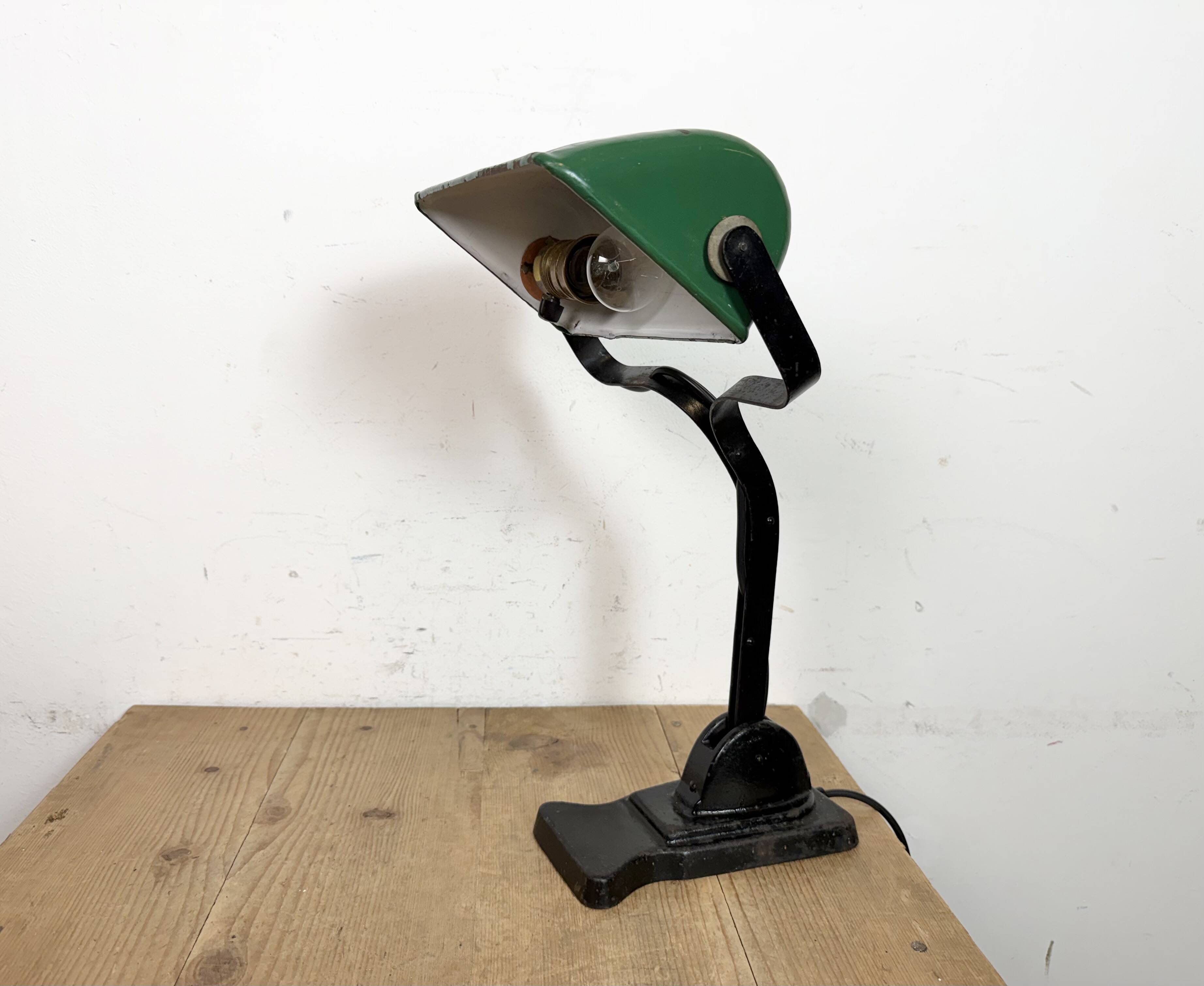 Vintage Green Enamel Bank Lamp, 1930s