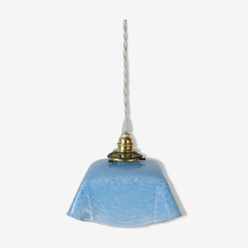 Suspension opaline bleue