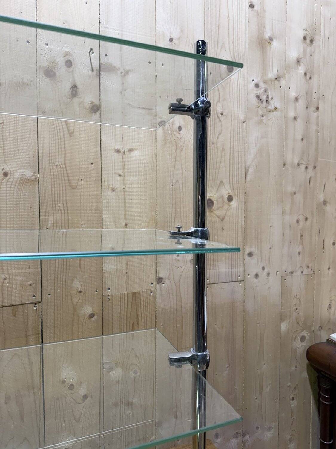 1960s BAR shelf display