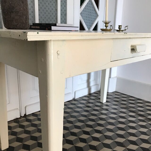 Old white wooden table