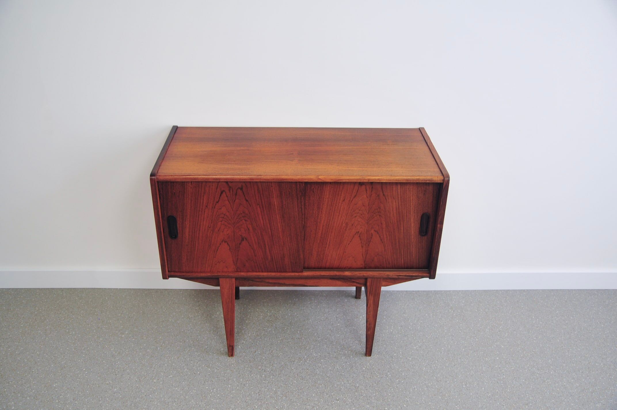 Vintage rosewood sideboard sliding doors