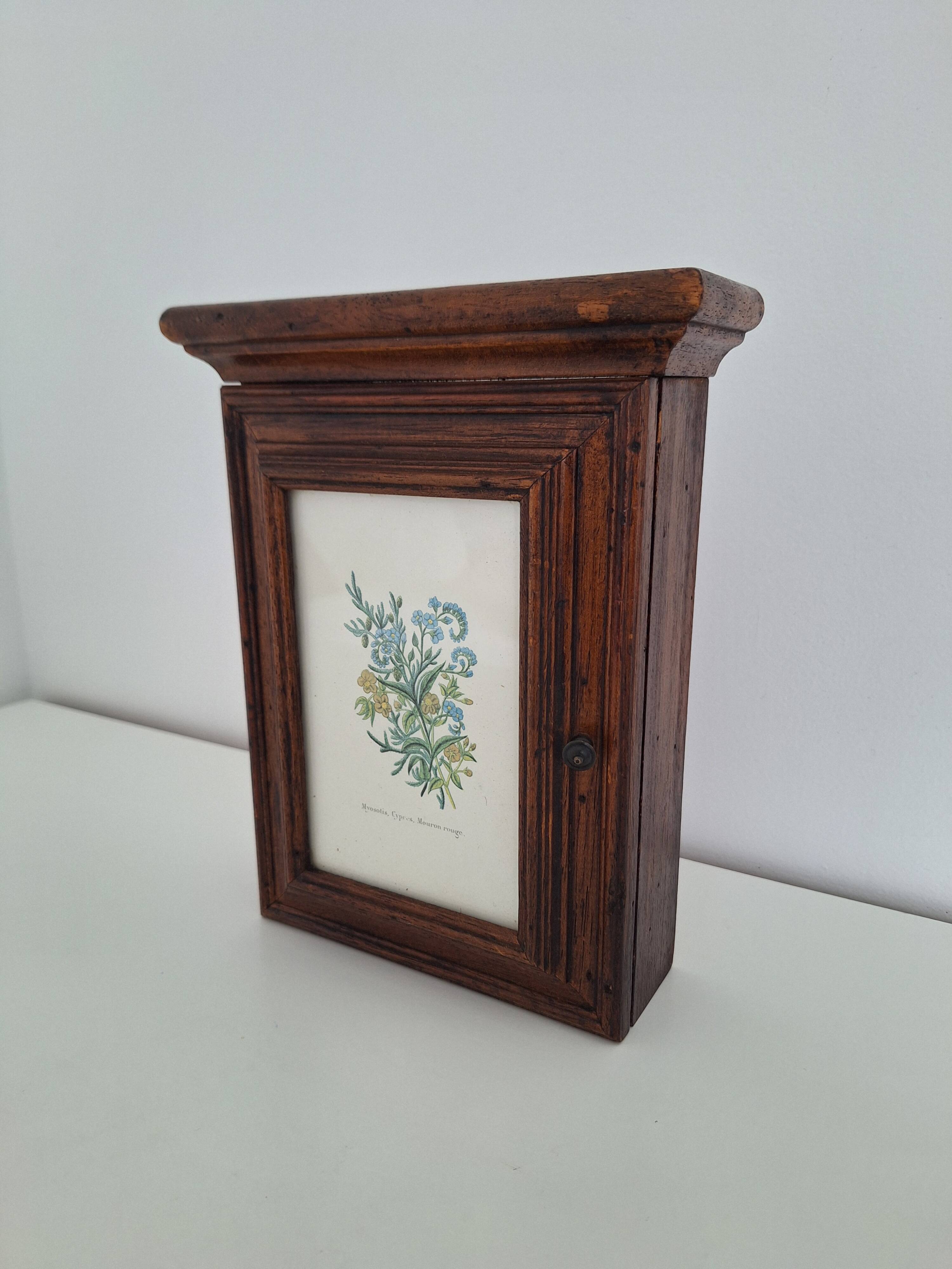 Boîte à clés vintage