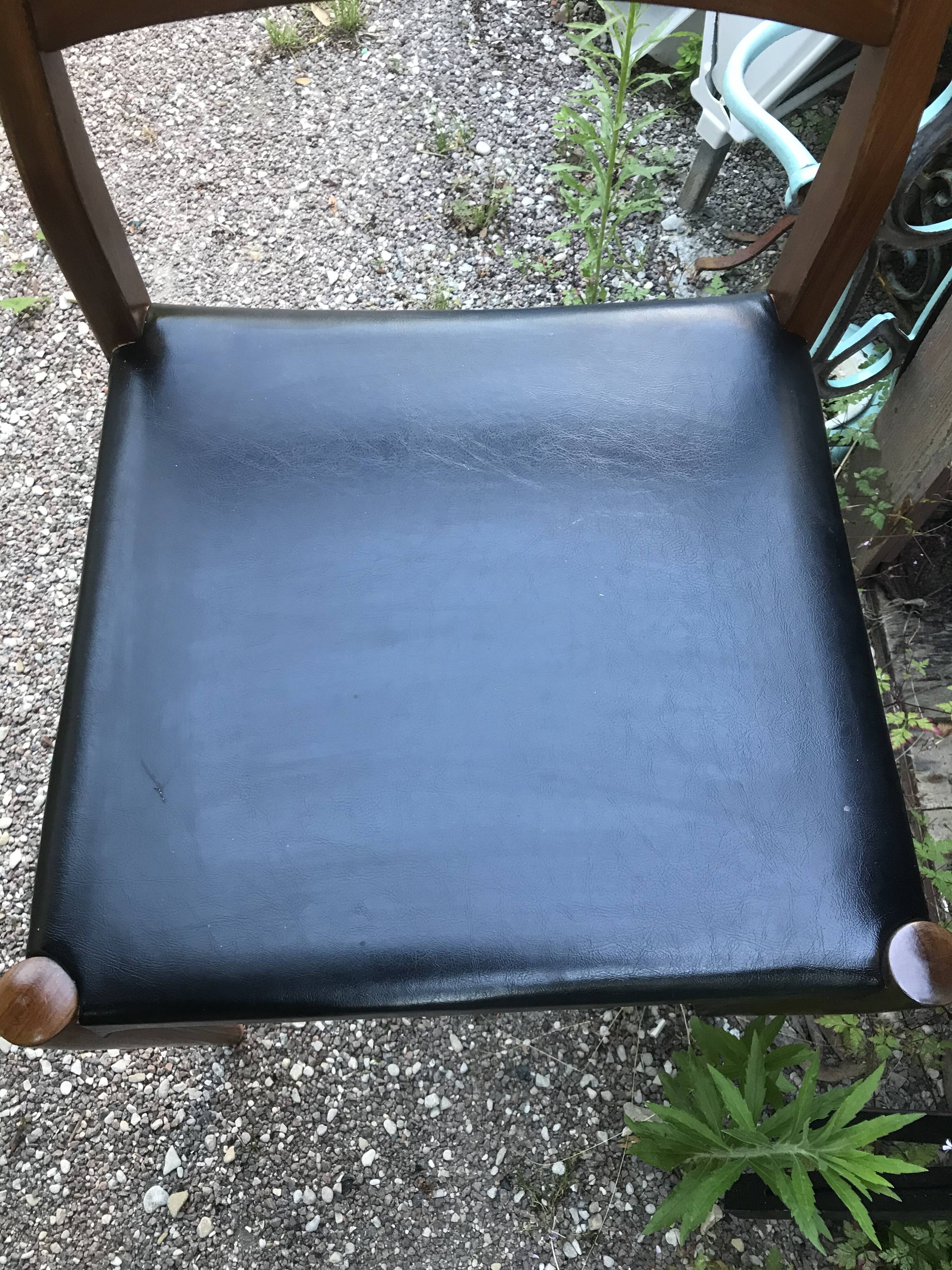 Series of 4 old scandinavian chairs wood teck - skai skaï black vintage