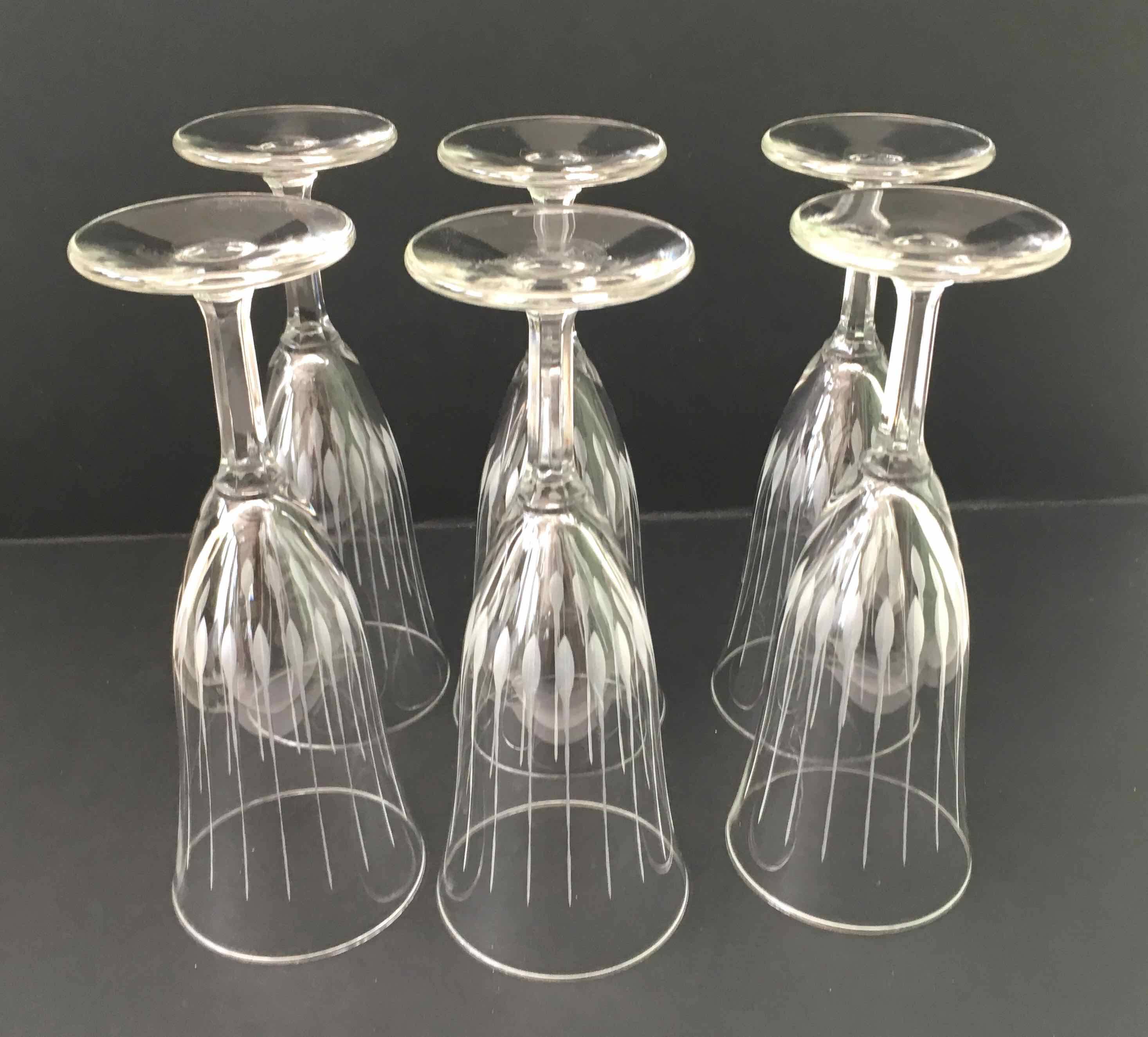 6 chiseled glass champagne flutes