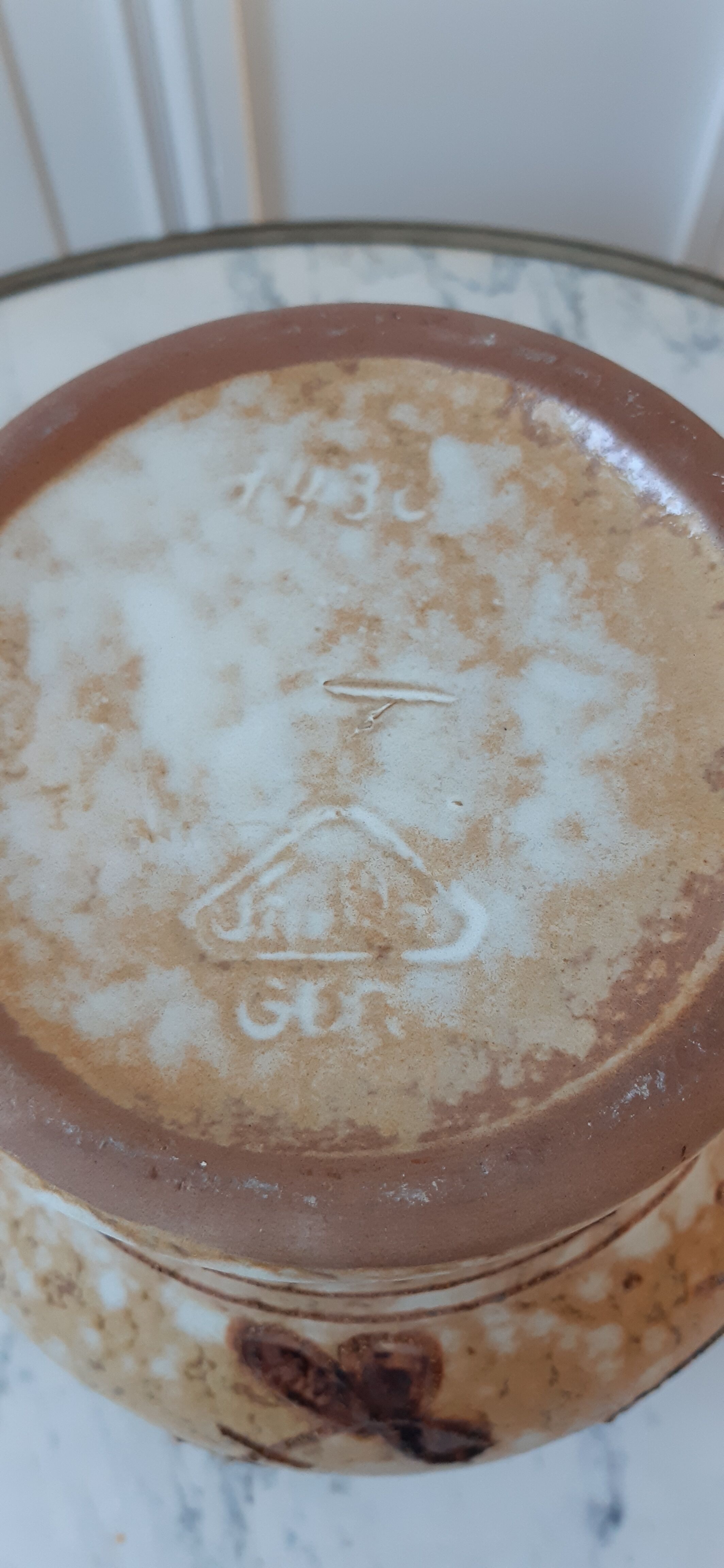 Vase en grès céramique années 60-70 signé