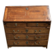 Commode scriban, chef-d’œuvre de marqueterie en merisier massif, fin XVIIIe, début XIXe siècle
