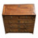 Commode scriban, chef-d’œuvre de marqueterie en merisier massif, fin XVIIIe, début XIXe siècle
