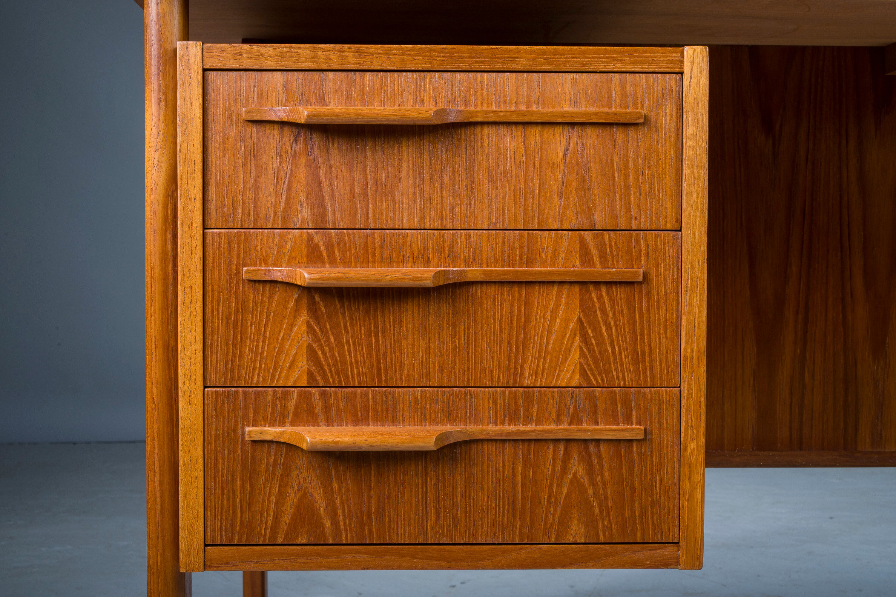 Dänischer Boomerang Schreibtisch aus Teak, 1960er