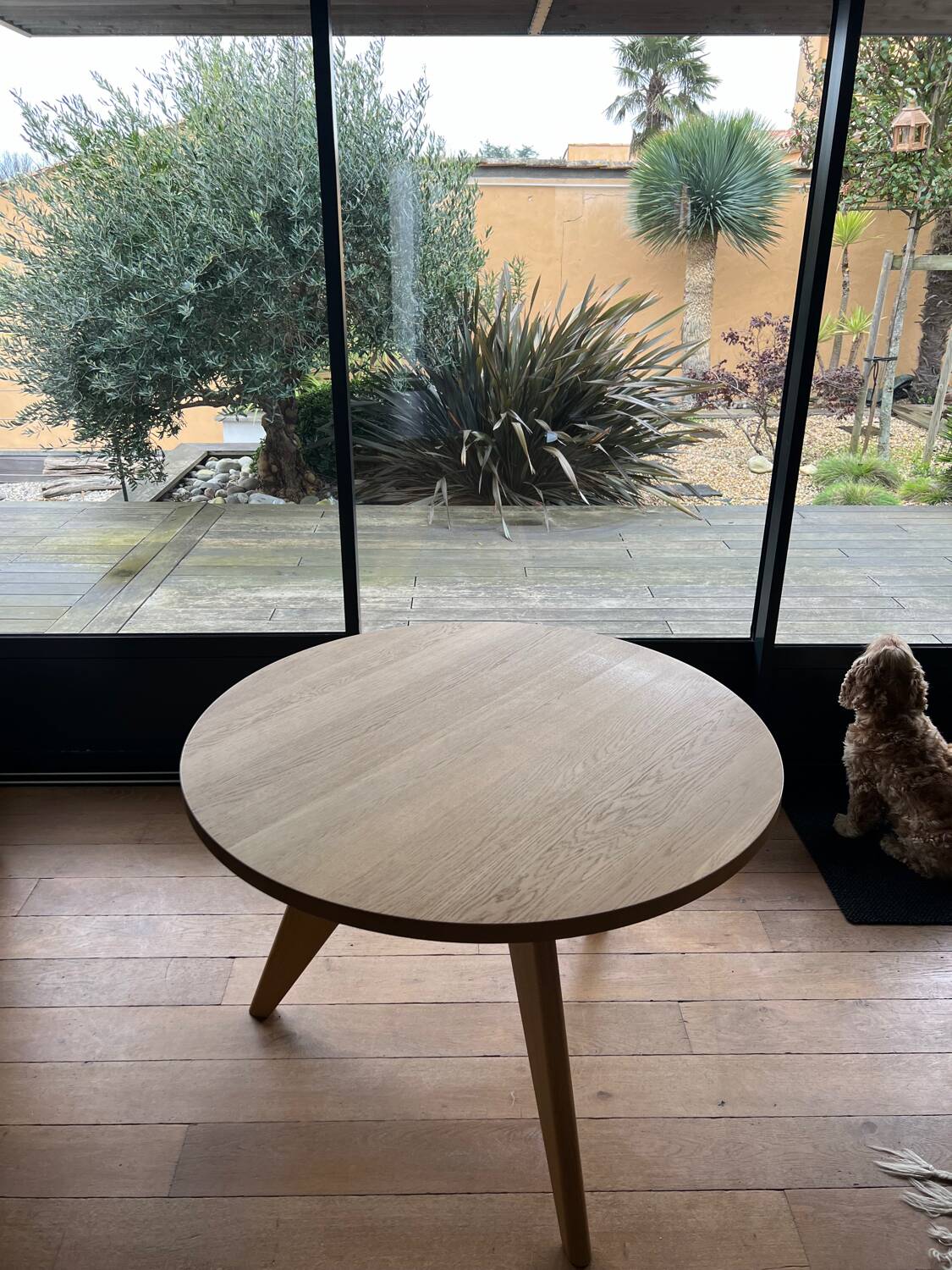 Vitra pedestal table