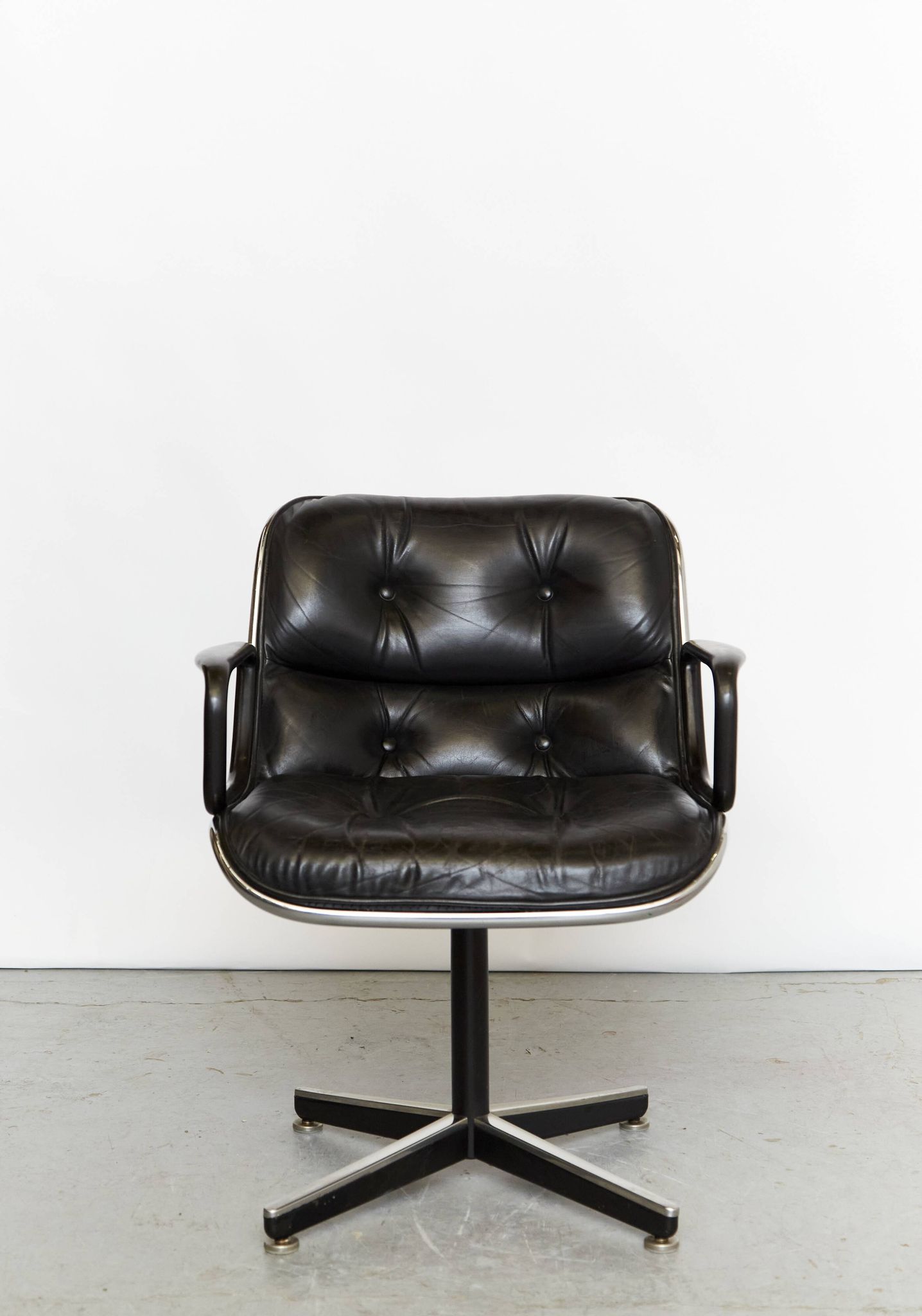 Executive chair by Charles Pollock for Knoll International, 1960s