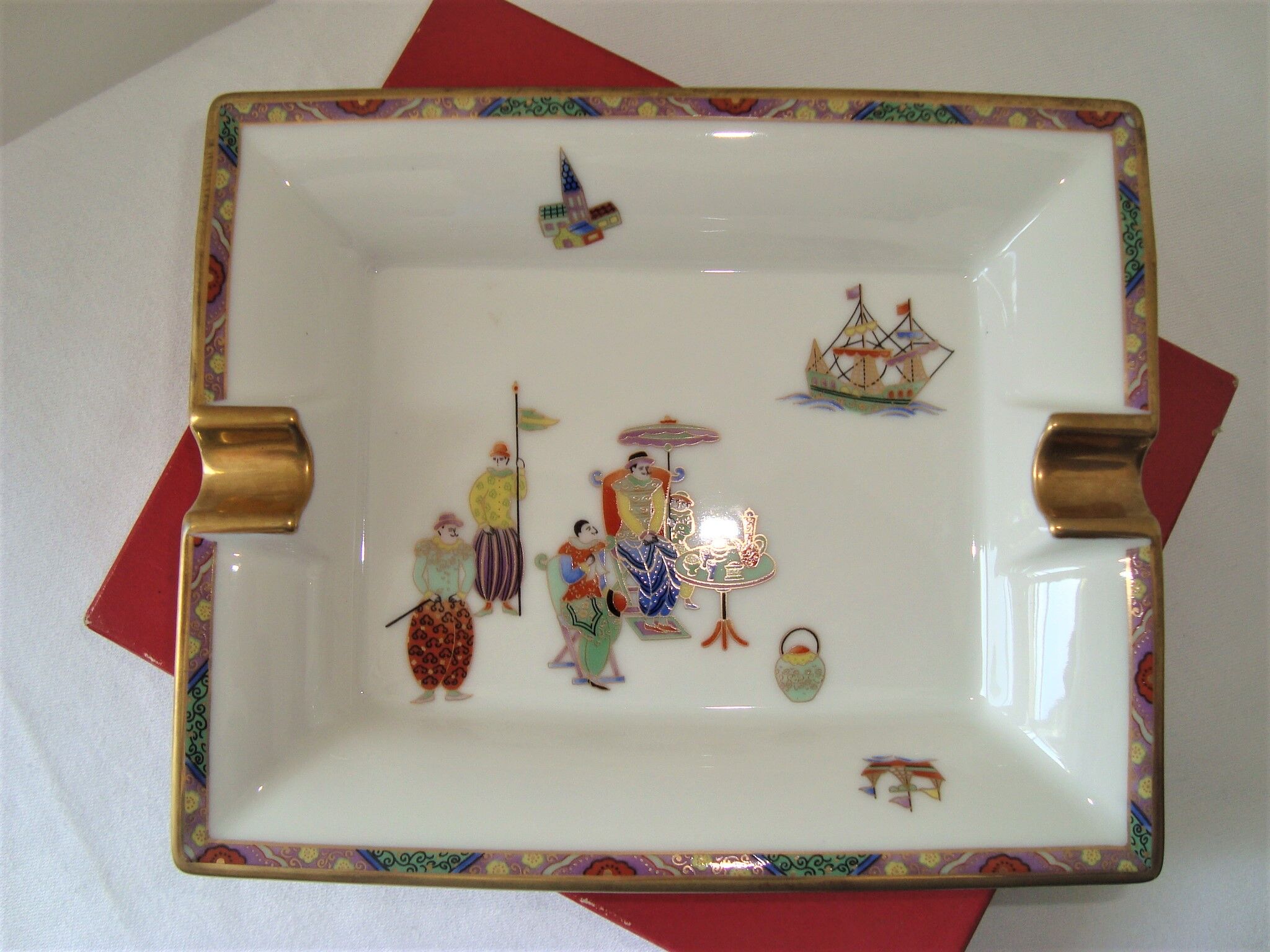 Porcelain Ashtray Maebata China Corporation