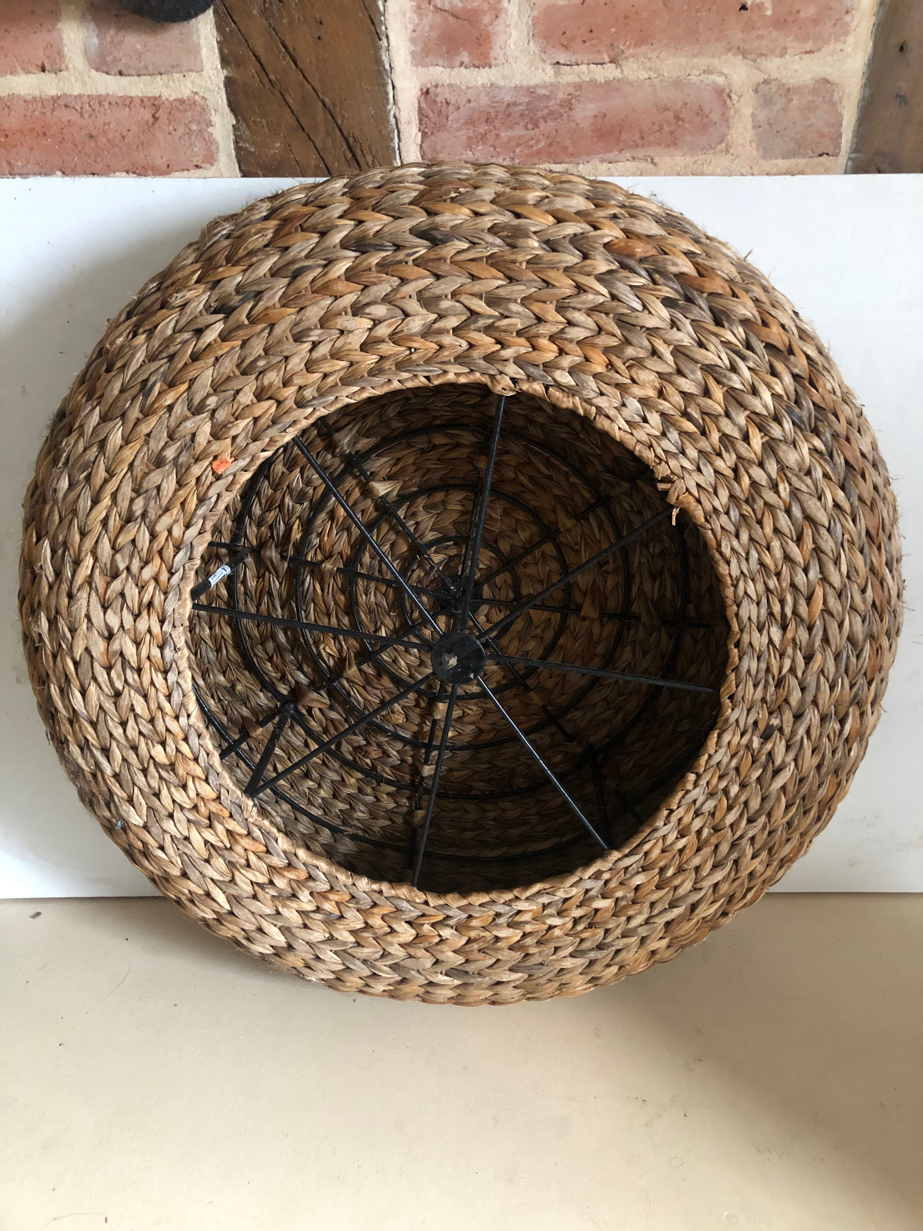 Banana fibre pouf