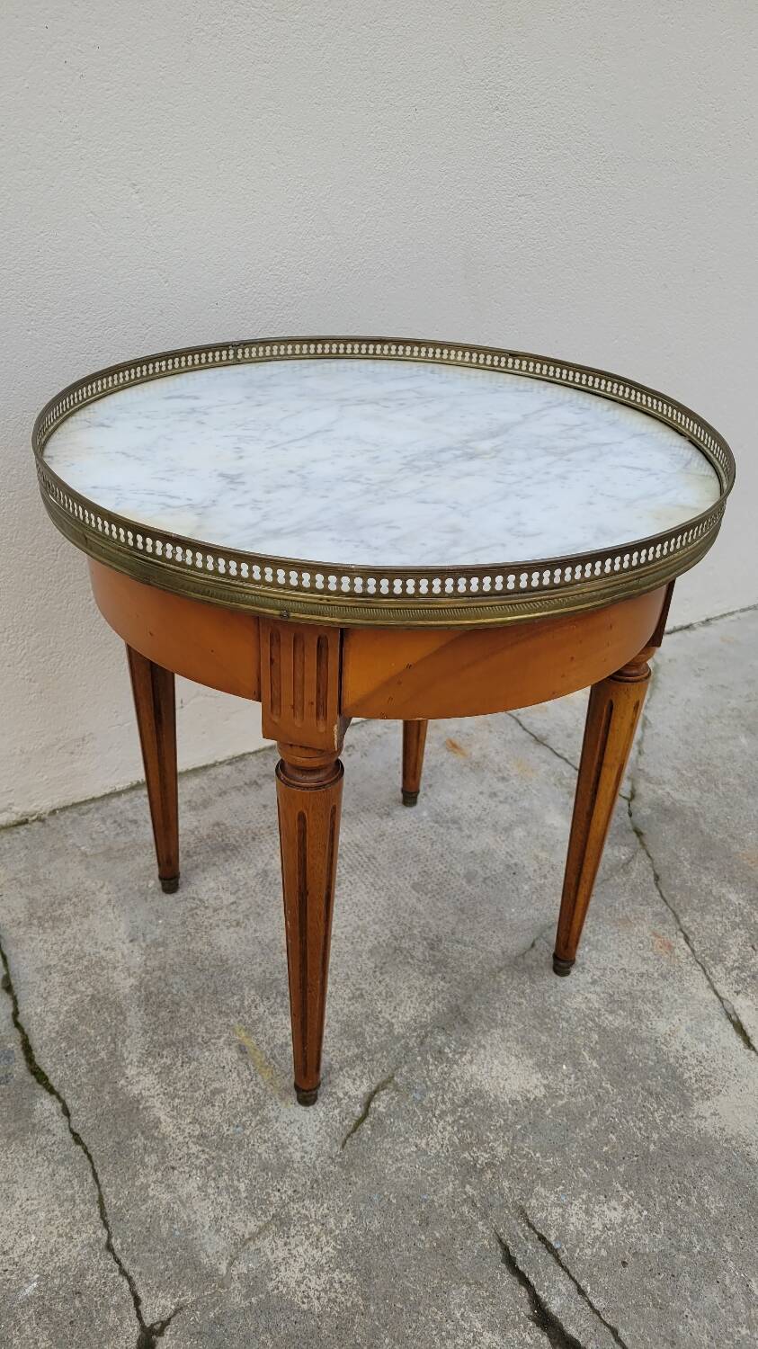 Antique Louis xvi style white marble hot water bottle coffee table