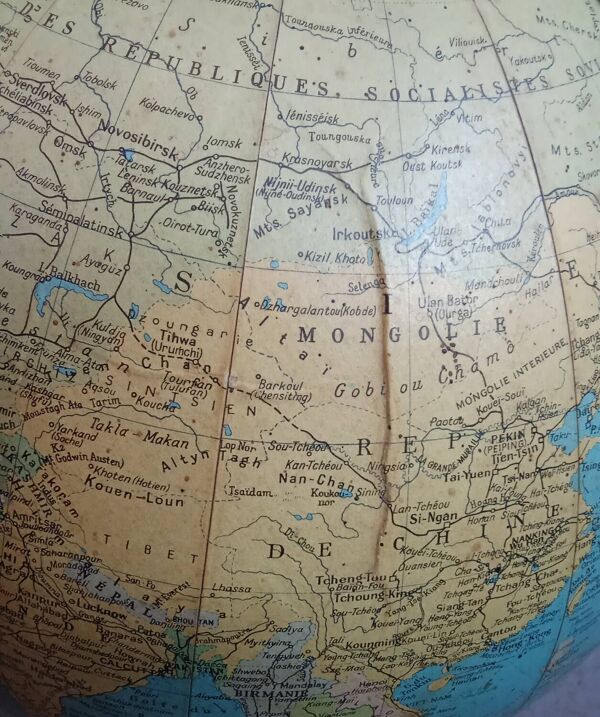 Ancien globe terrestre mappemonde Taride pieds métal