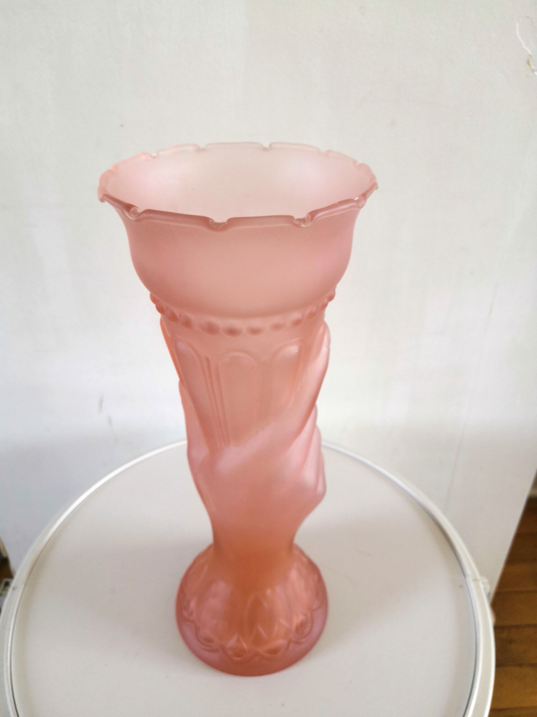 Art Deco pink hand vase