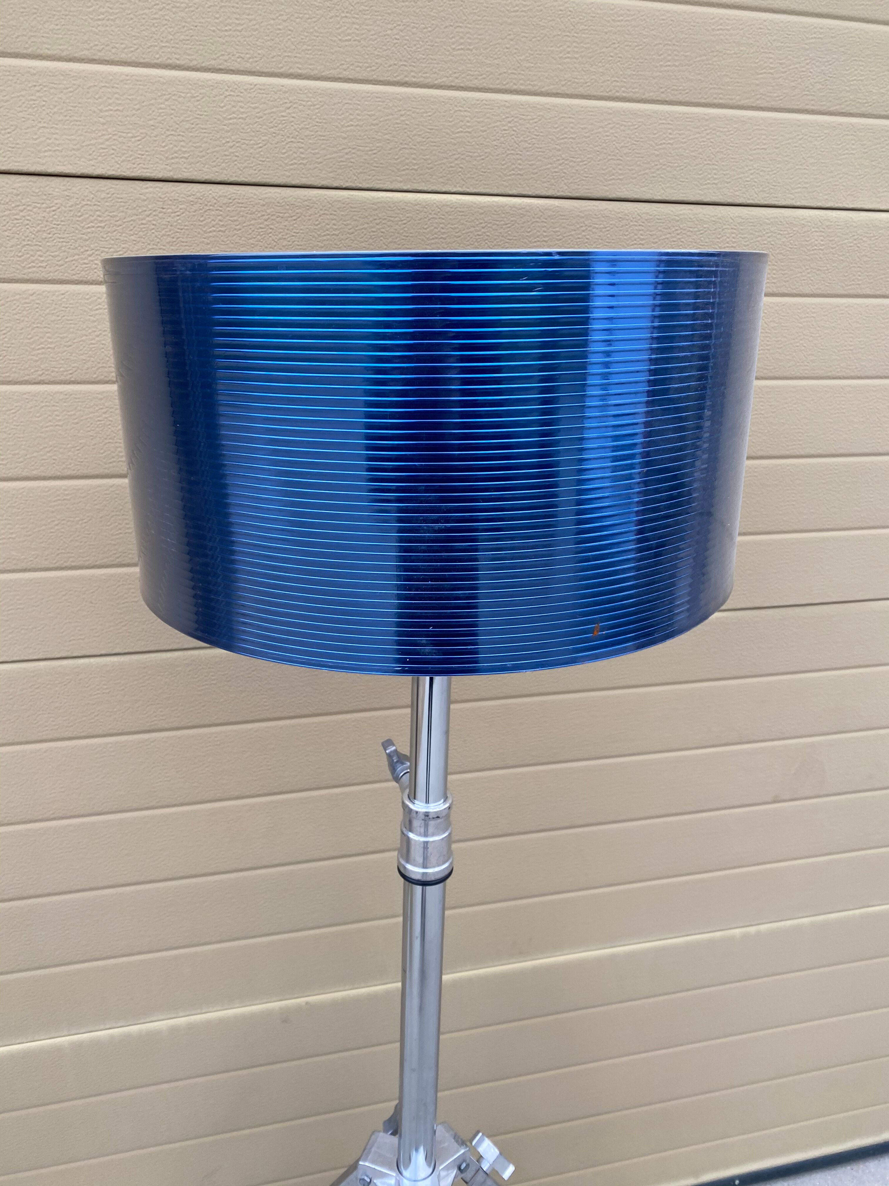 Lamppost on metal feet