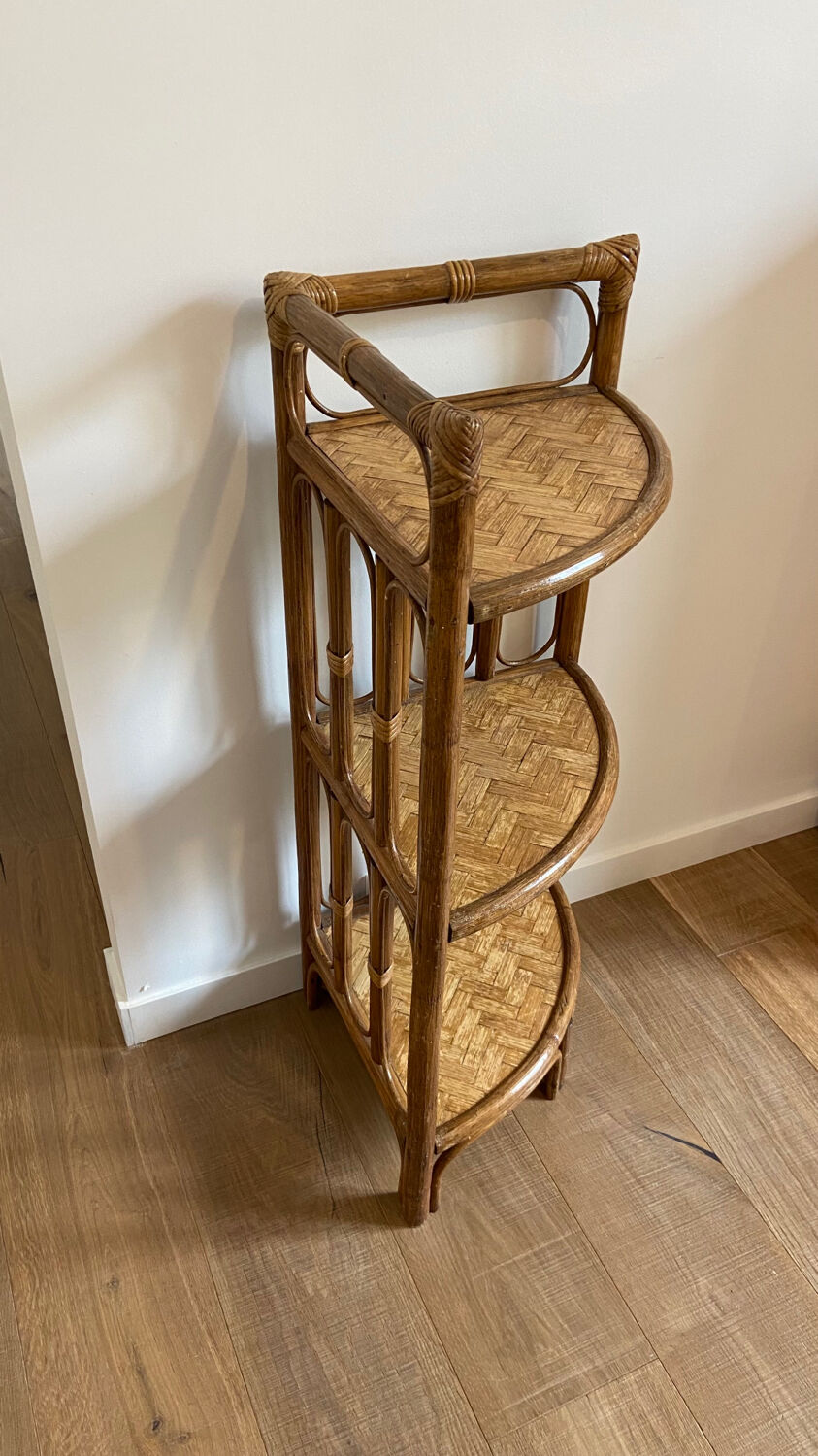 Vintage rattan corner shelf