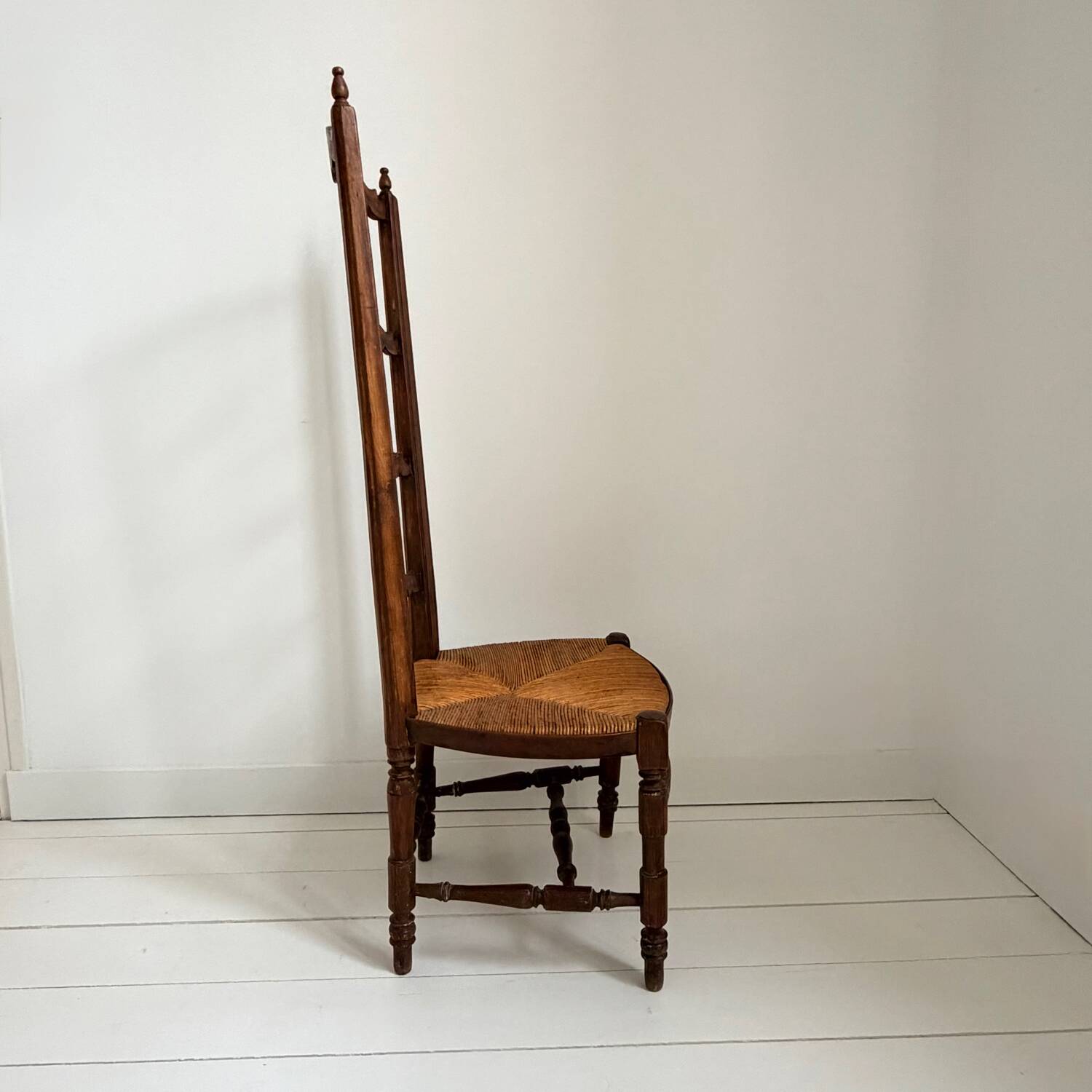 Rare nursing chair / Provençal armchair from the 19th century.