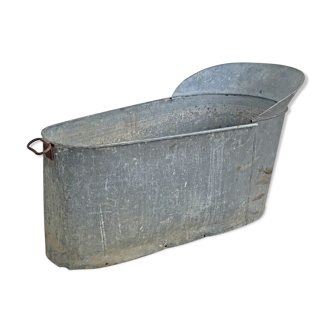 Vintage zinc basin 1940